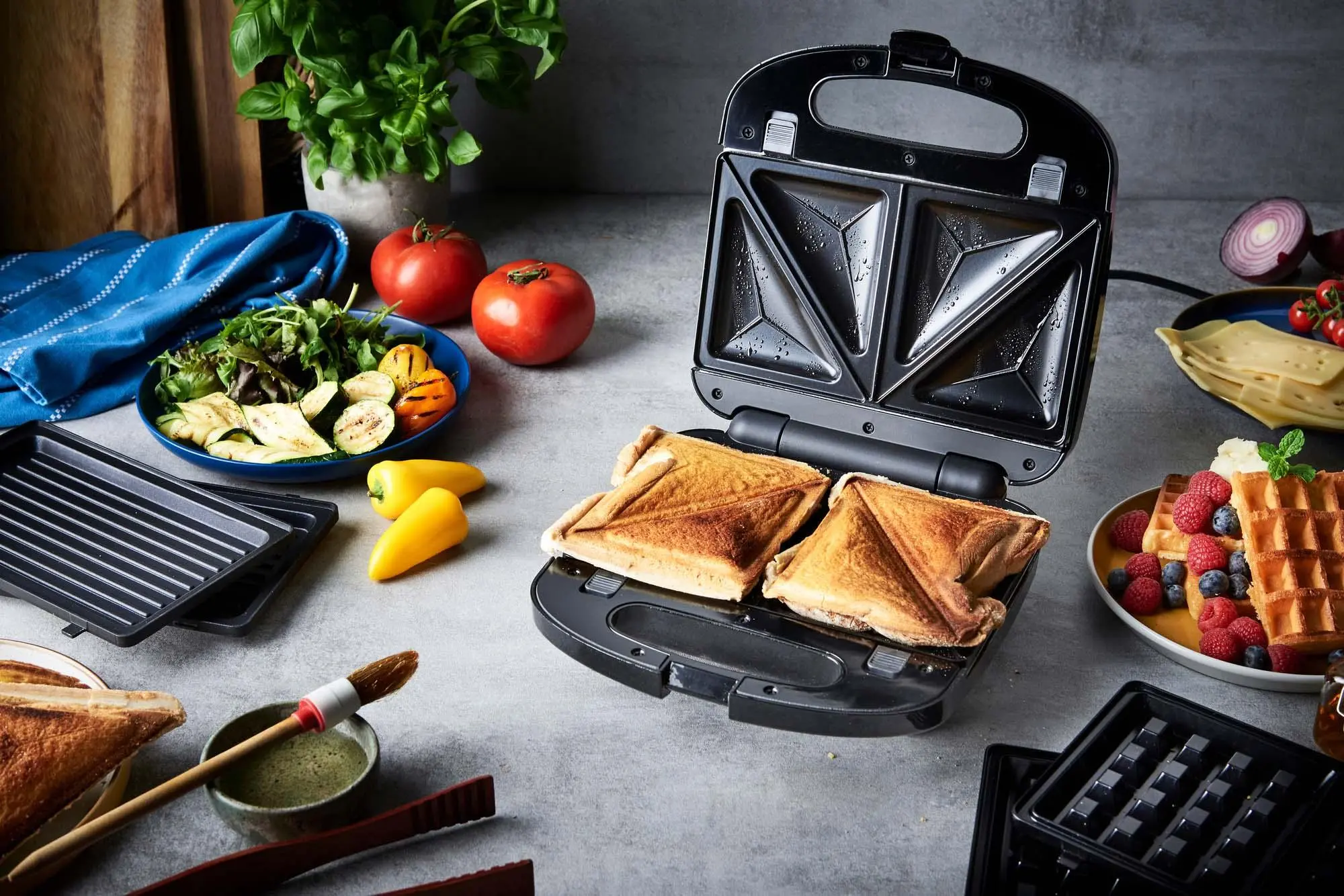 Opiekacz Russell Hobbs Fiesta 3w1 24540-56 Trójkąty Gofry Grill 750W