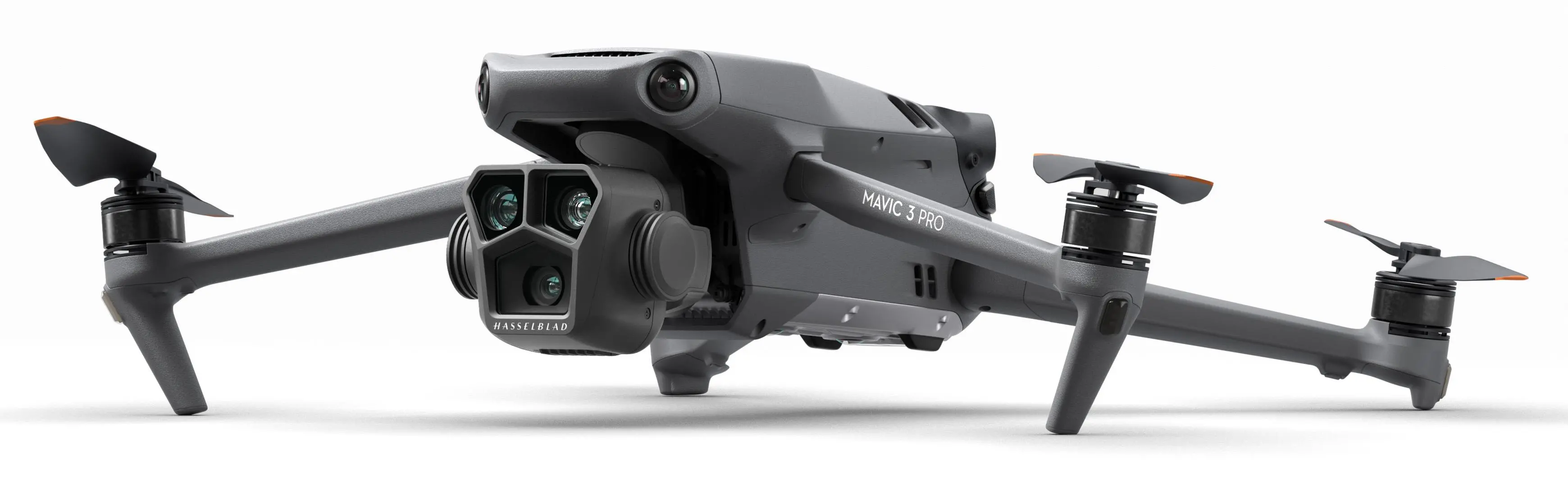 Dron DJI Mavic 3 Pro Fly More Combo (DJI RC)