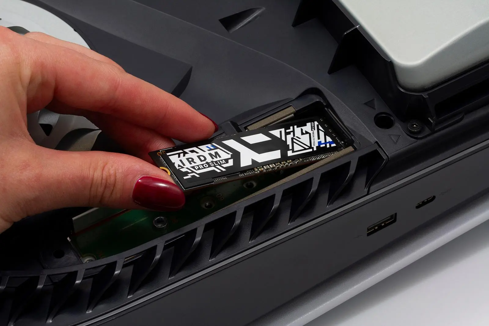 Dysk GoodRam IRDM Pro Slim 4TB PCIe Gen4 x4 NVMe