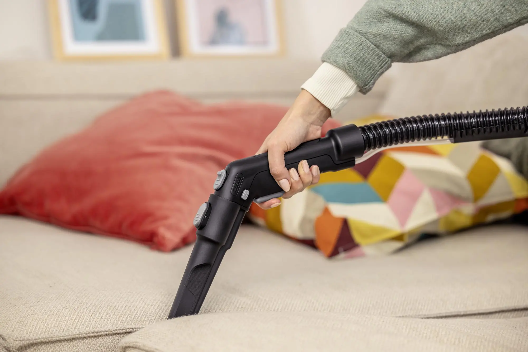 Odkurzacz Karcher SE 4 Plus 1.081-171.0 1000W Ssawka podłogowa z nasadką do twardych powierzchni Ssawka do prania tapicerki