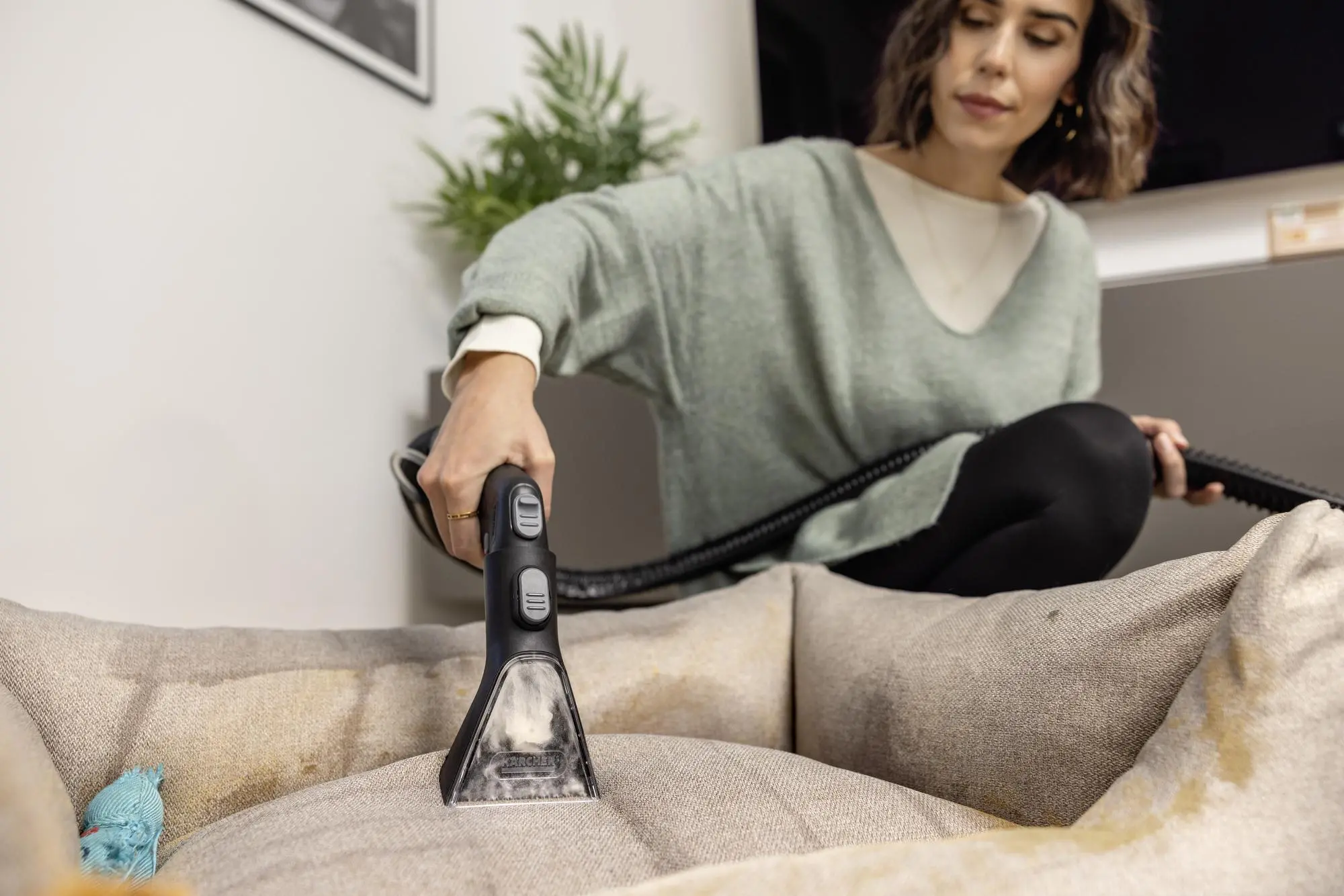 Odkurzacz Karcher SE 4 Plus 1.081-171.0 1000W Ssawka podłogowa z nasadką do twardych powierzchni Ssawka do prania tapicerki