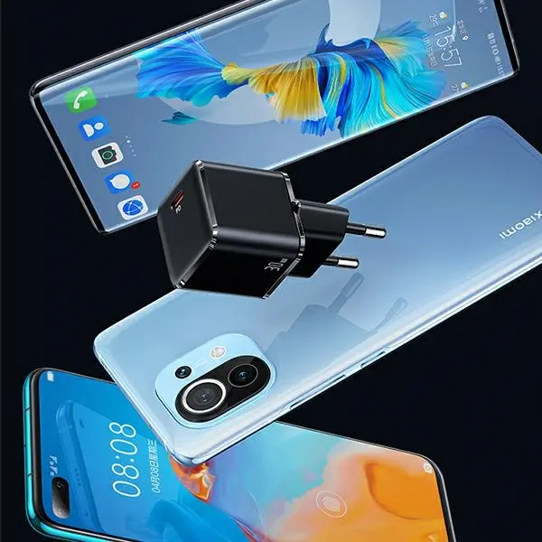 Ładowarka sieciowa USAMS T45 USB-C MINI 30W PD FC Czarny