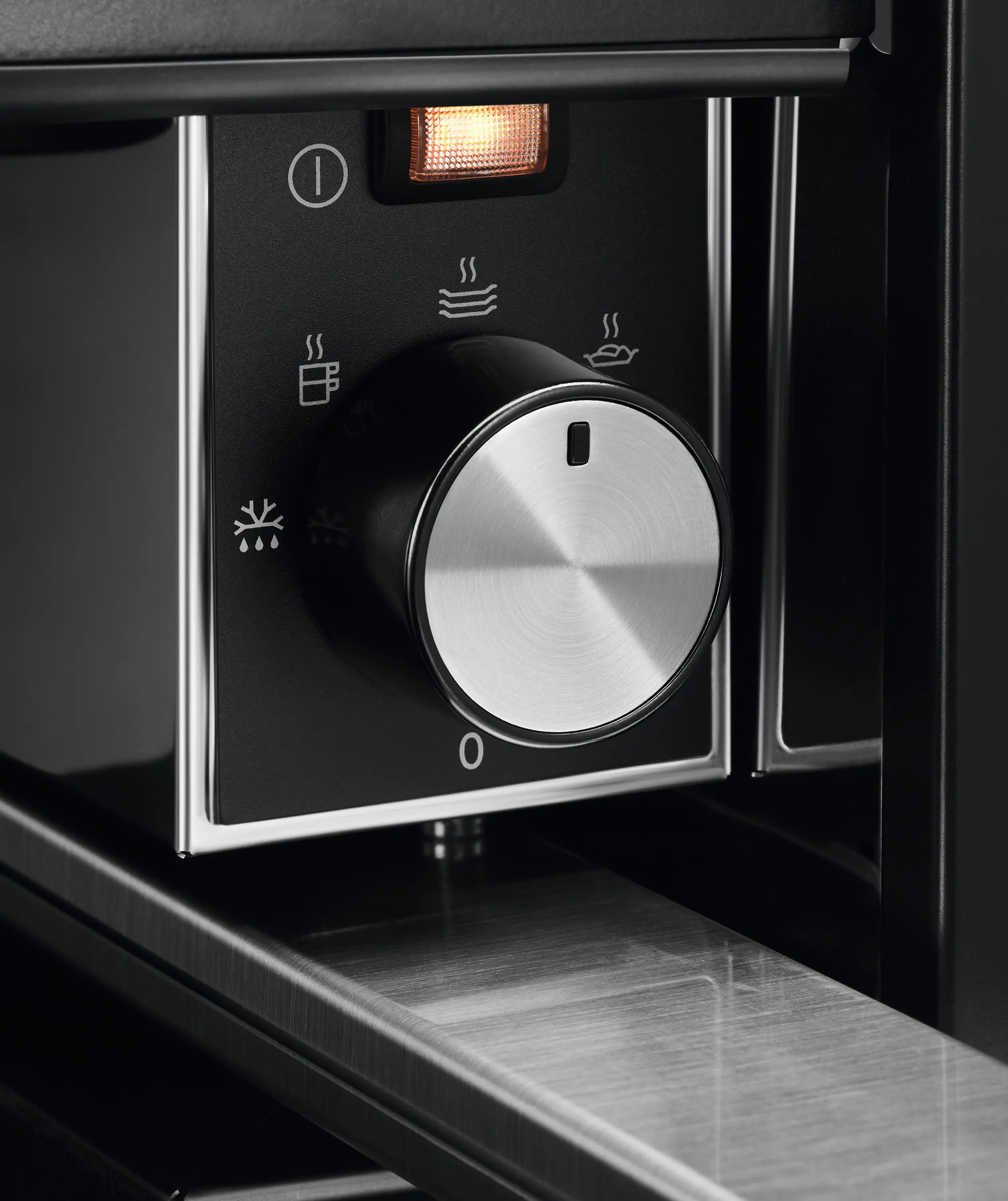 Szuflada grzewcza Electrolux 900 LBD4Z Czarny