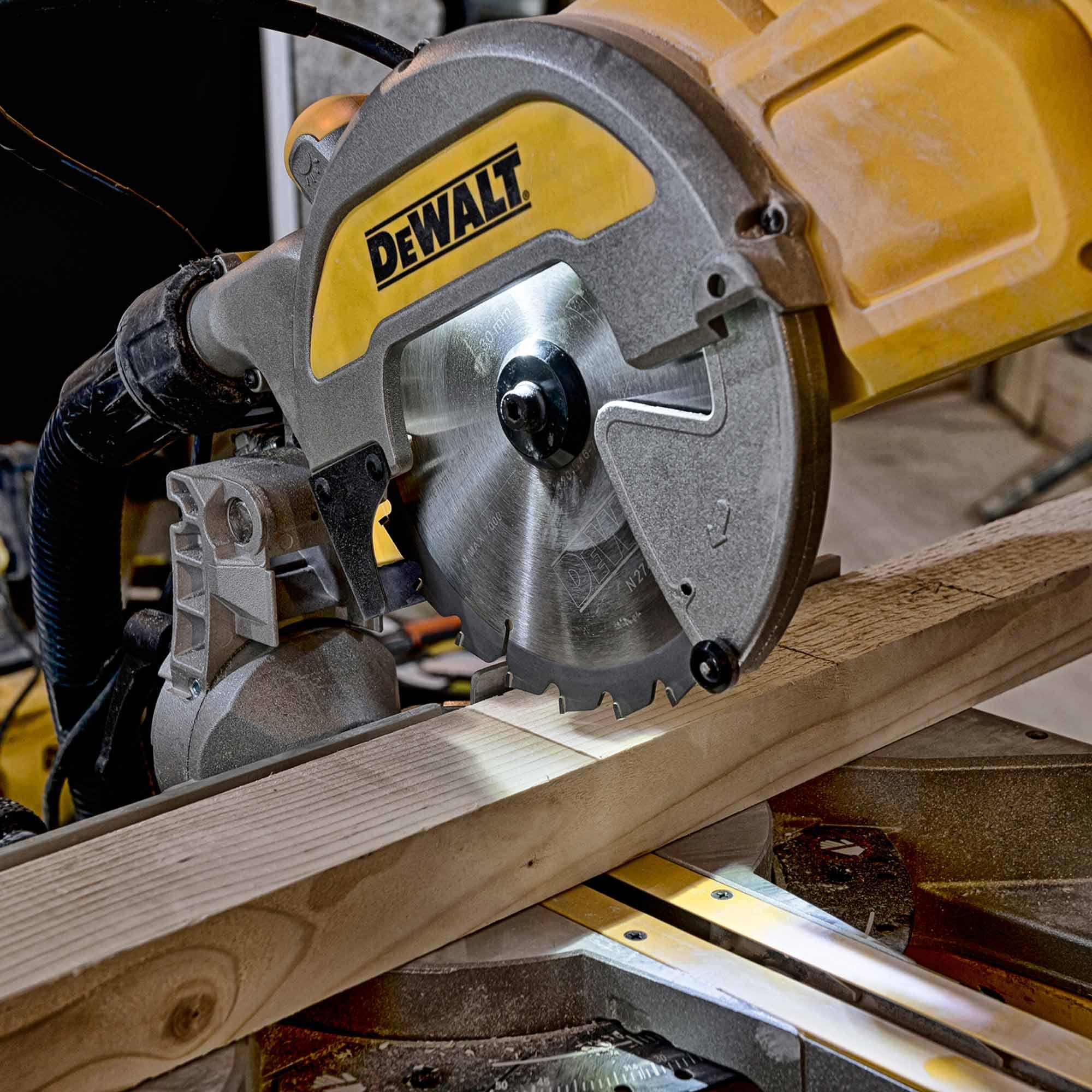 DeWalt DWS777-QS