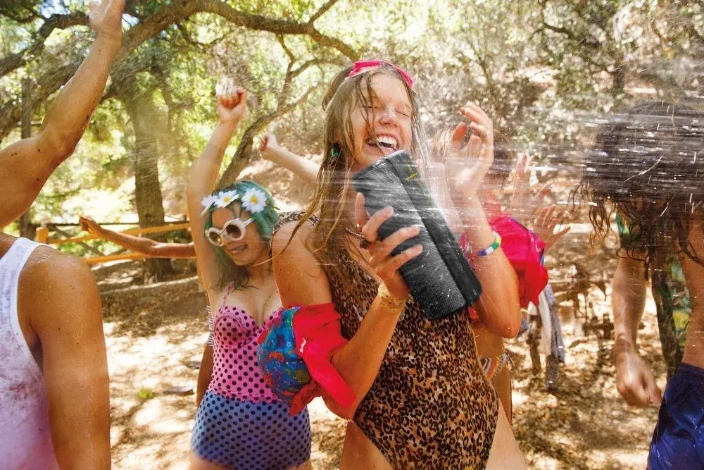 Głośnik Bluetooth Ultimate Ears Megaboom NFC panther Czarno-żółty