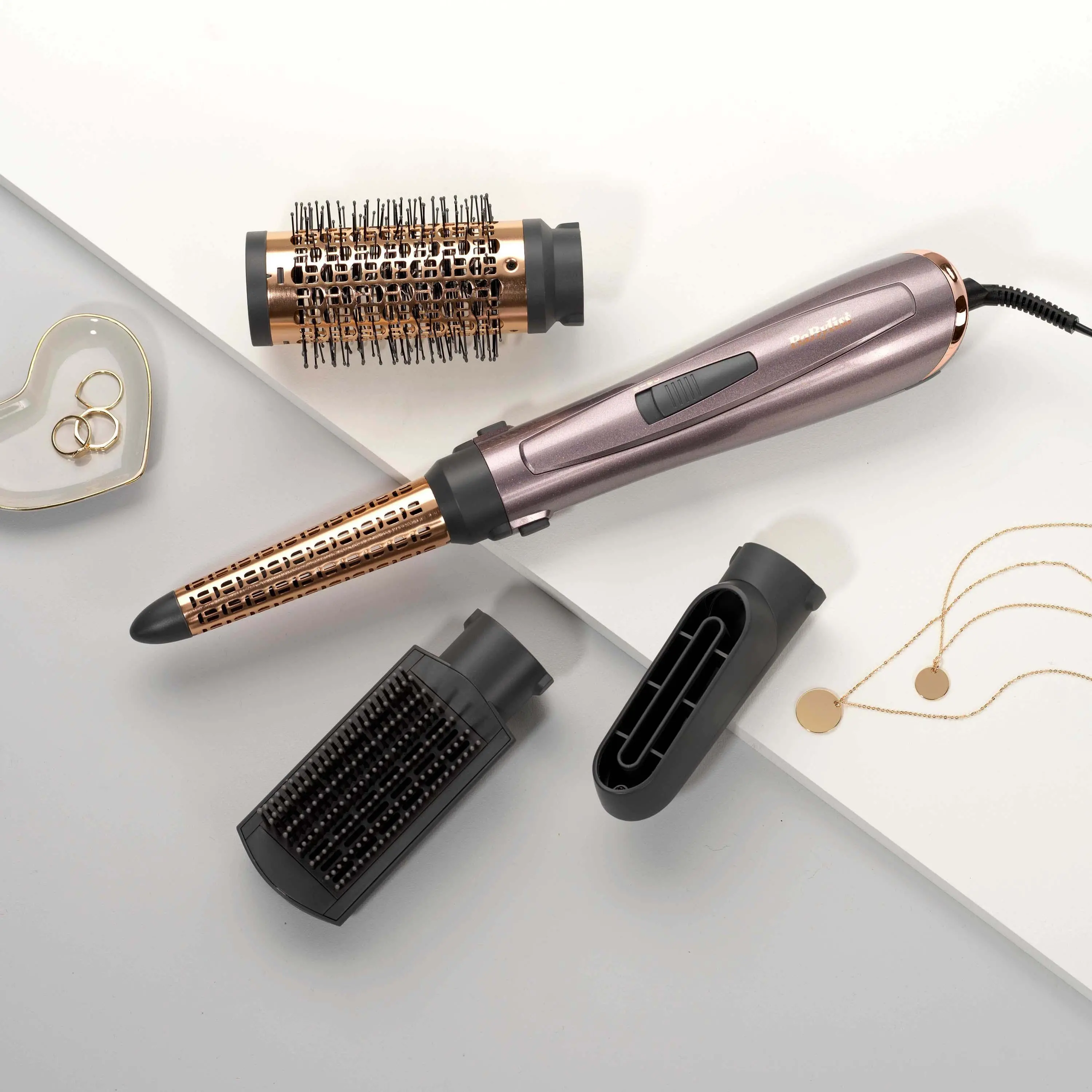 Suszarko-lokówka BaByliss Air Style 1000 Hot Air AS136E 1000W Jonizacja Zimny nawiew Średnica szczotki 50mm 2 poziomy temperatury