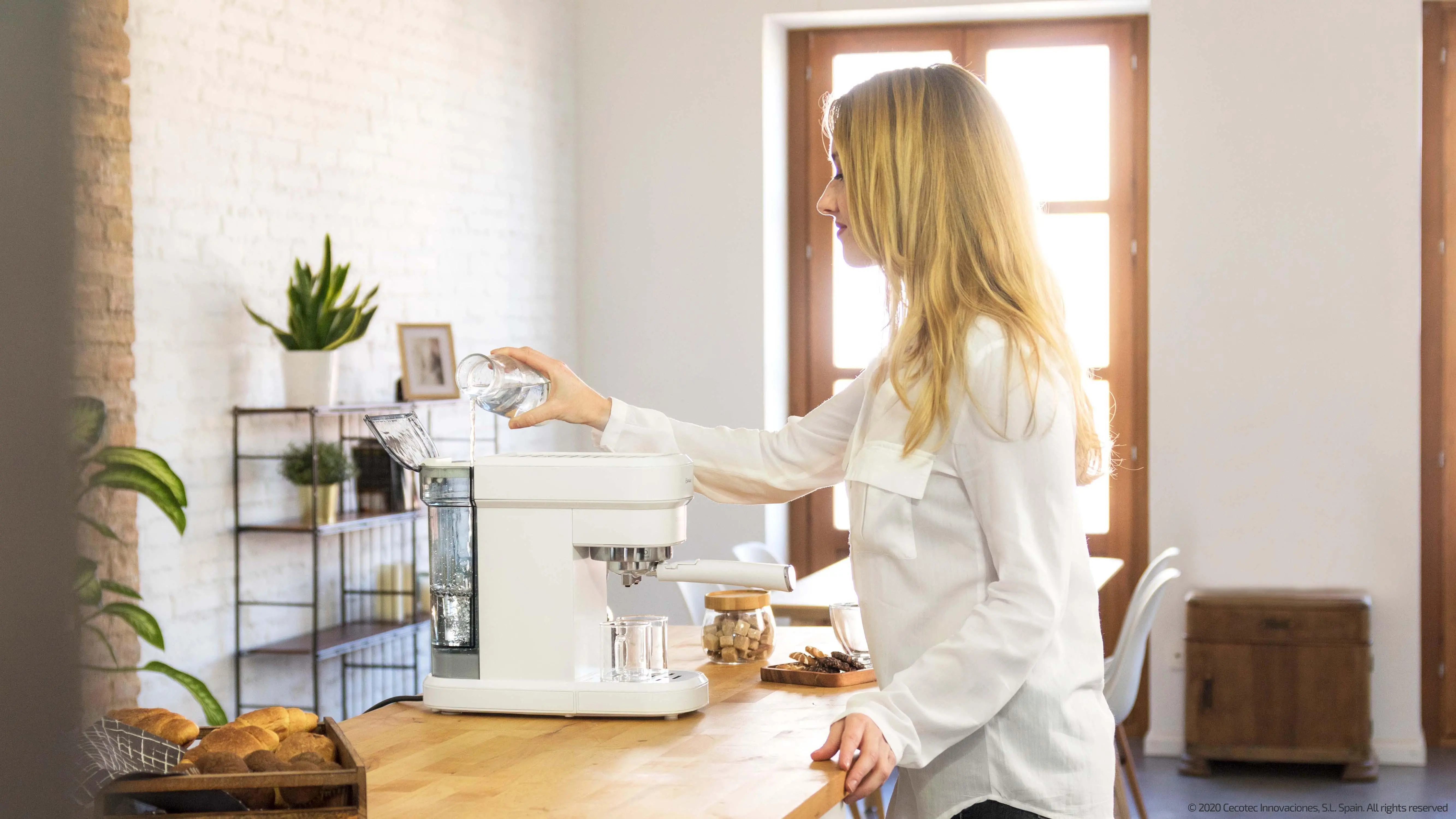 Ekspres Cecotec Cafelizzia 790 Biały