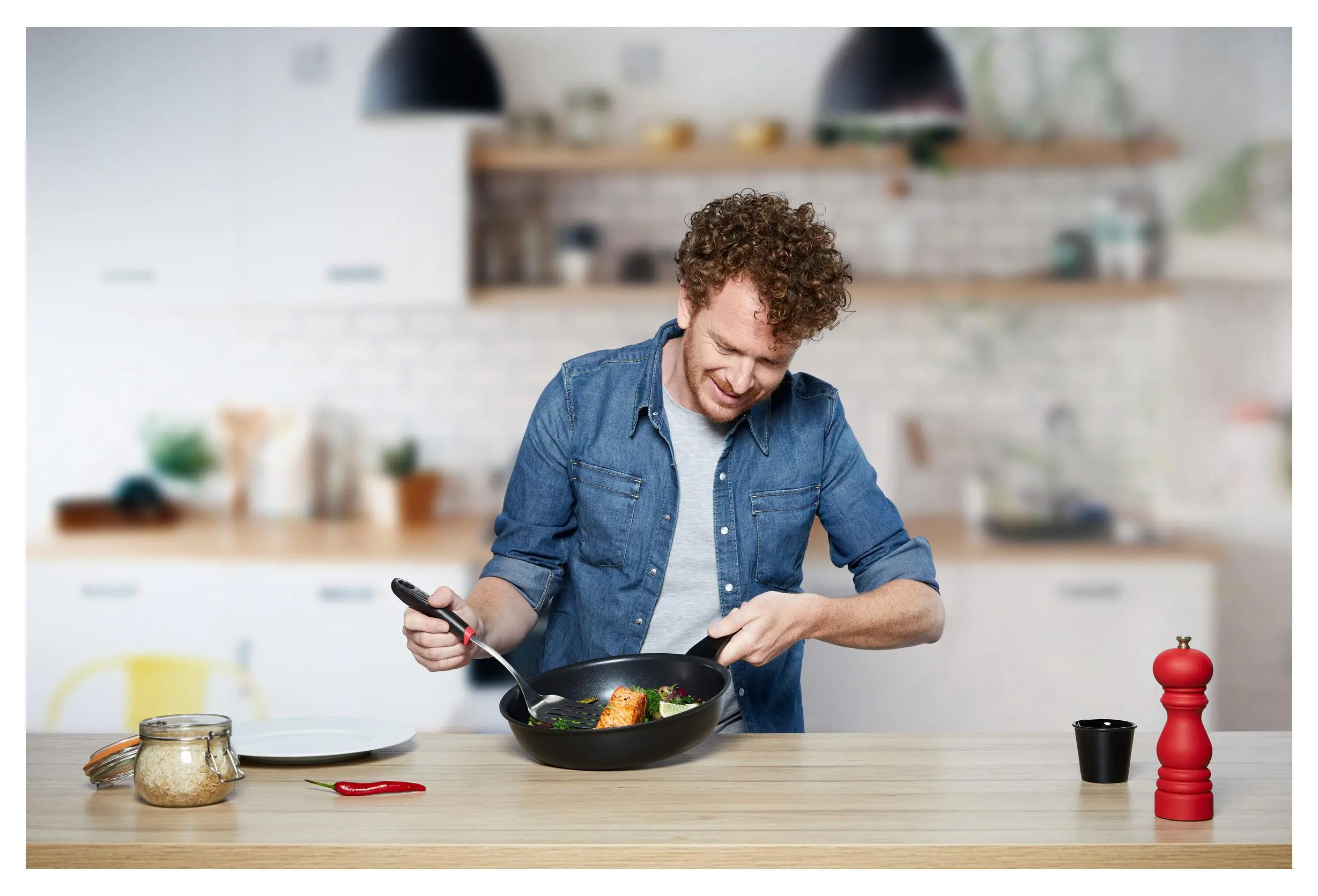 Patelnia Tefal Unlimited Indukcja Tytanowa 24cm