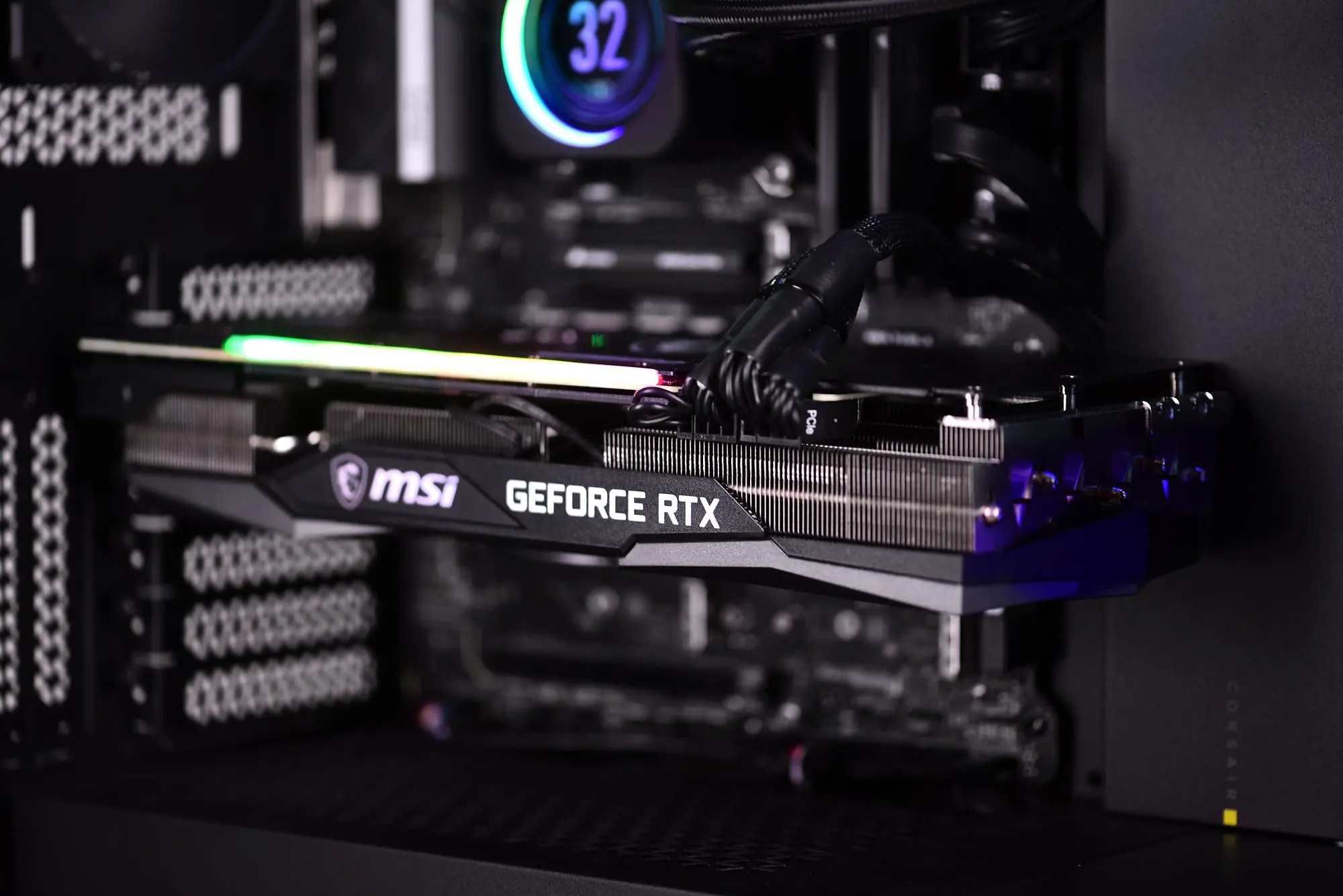 Komputer gamingowy Actina i9-12900K 32GB RAM 2TB Dysk SSD RTX3080Ti Win10