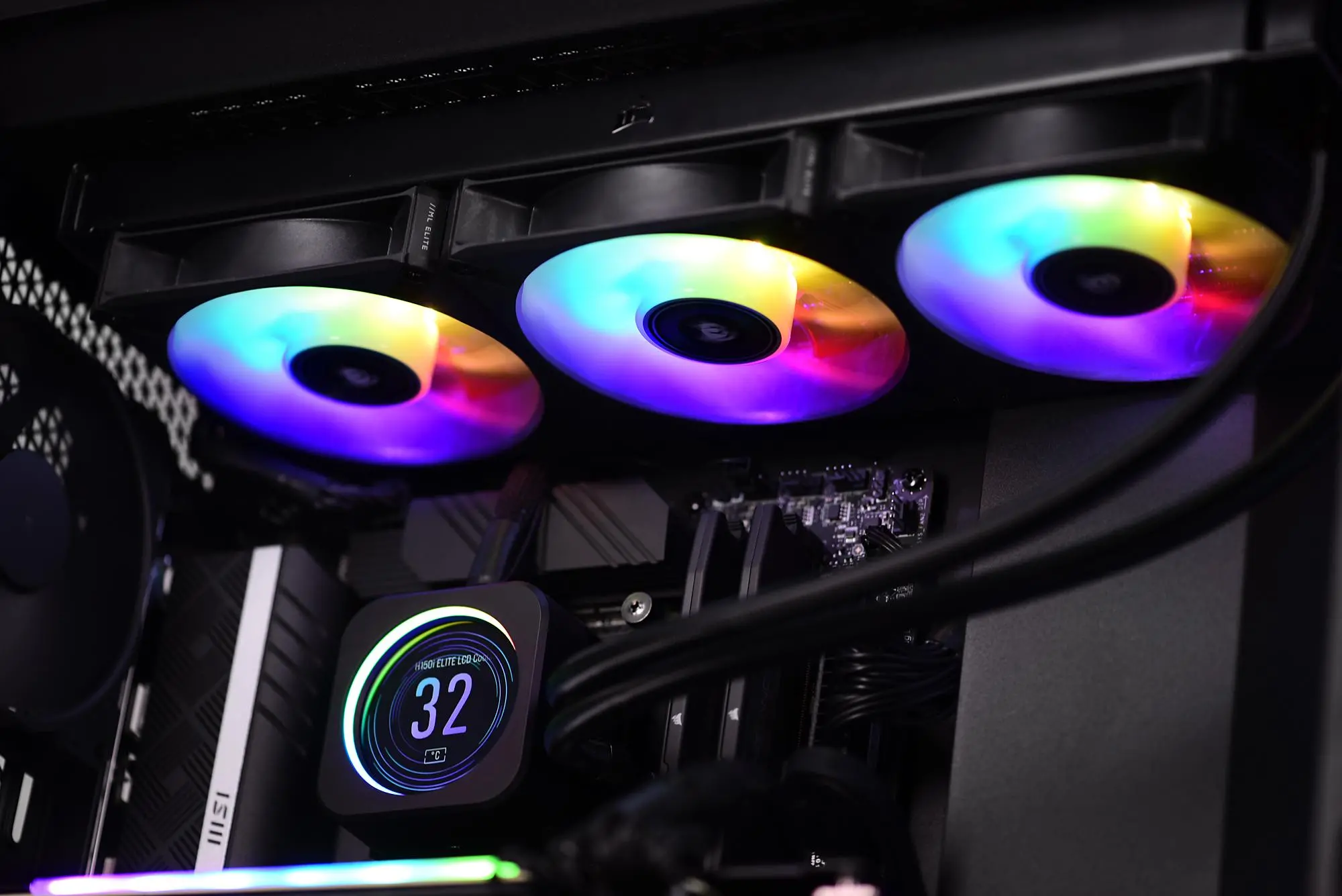 Komputer gamingowy Actina i9-12900K 32GB RAM 2TB Dysk SSD RTX3080Ti Win10