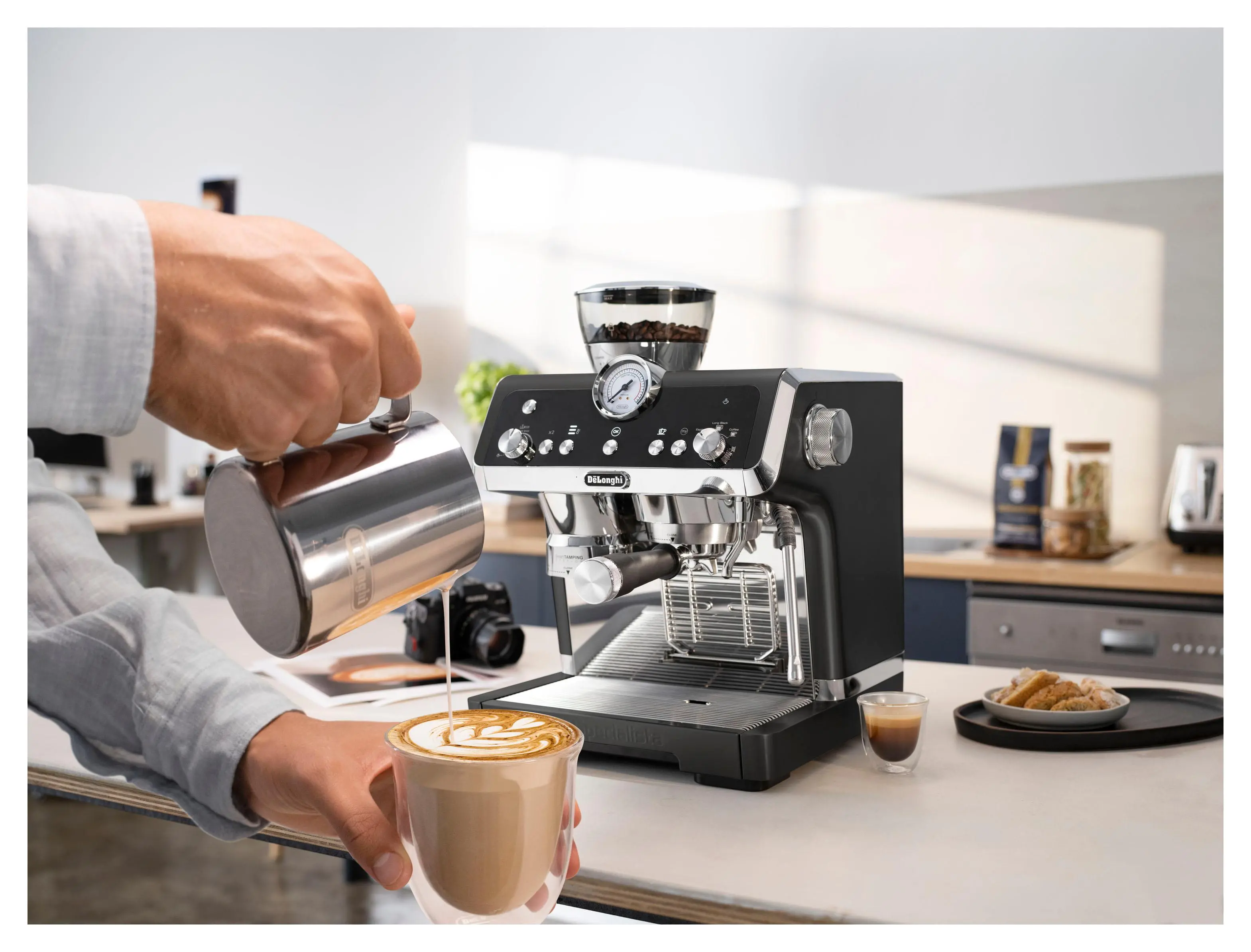 Ekspres DeLonghi La Specialista EC9355.BM