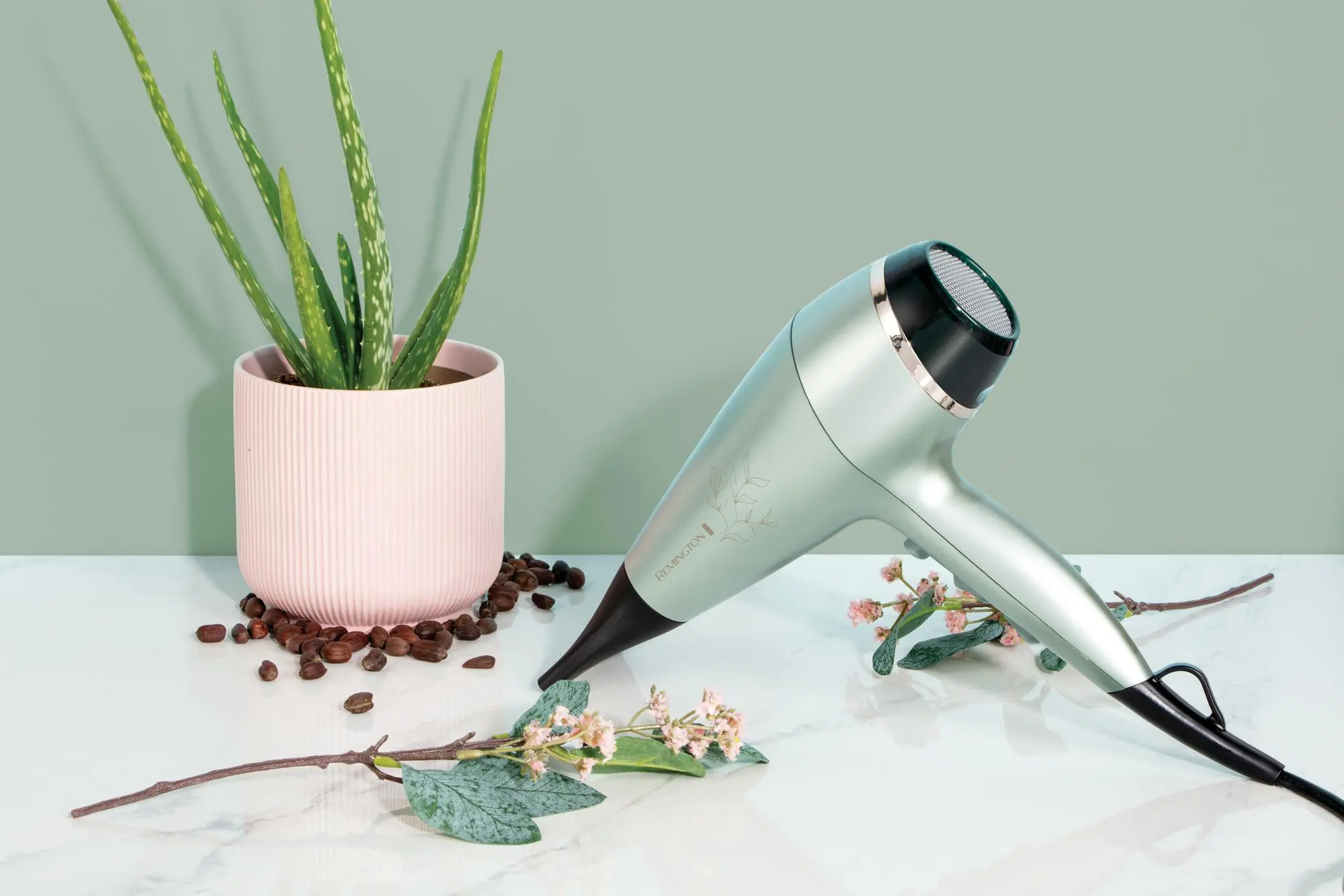 Suszarka do włosów Remington Botanicals AC5860 Jonizacja Dyfuzor Zimny nawiew 2300W 2 prędkości 3 temperatury