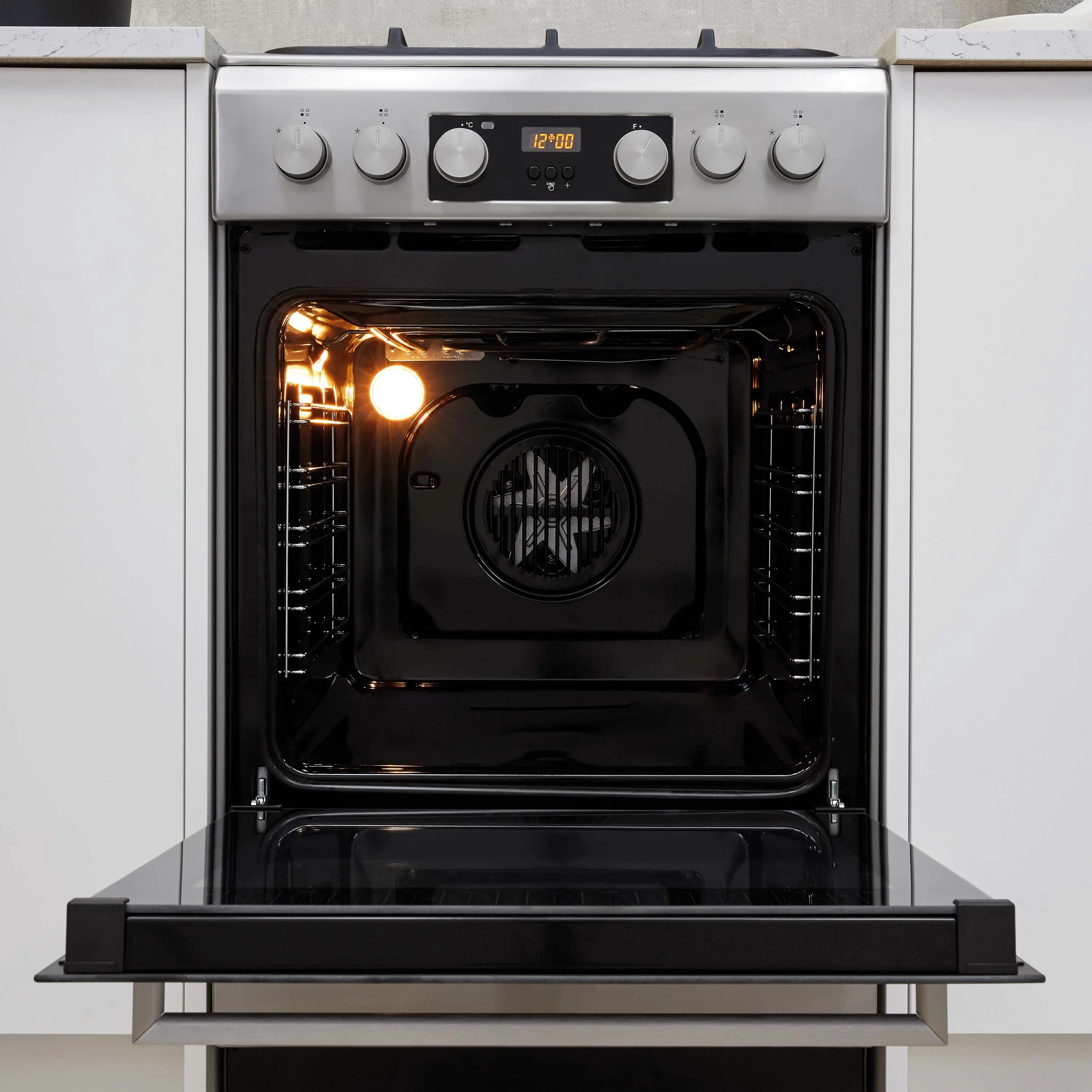 Kuchnia gazowo-elektryczna Whirlpool WS5G8CHX/E Termoobieg
