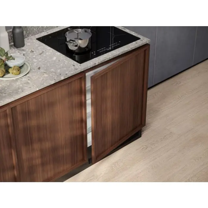 Lodówka Electrolux LXB2AE82S 81,5cm