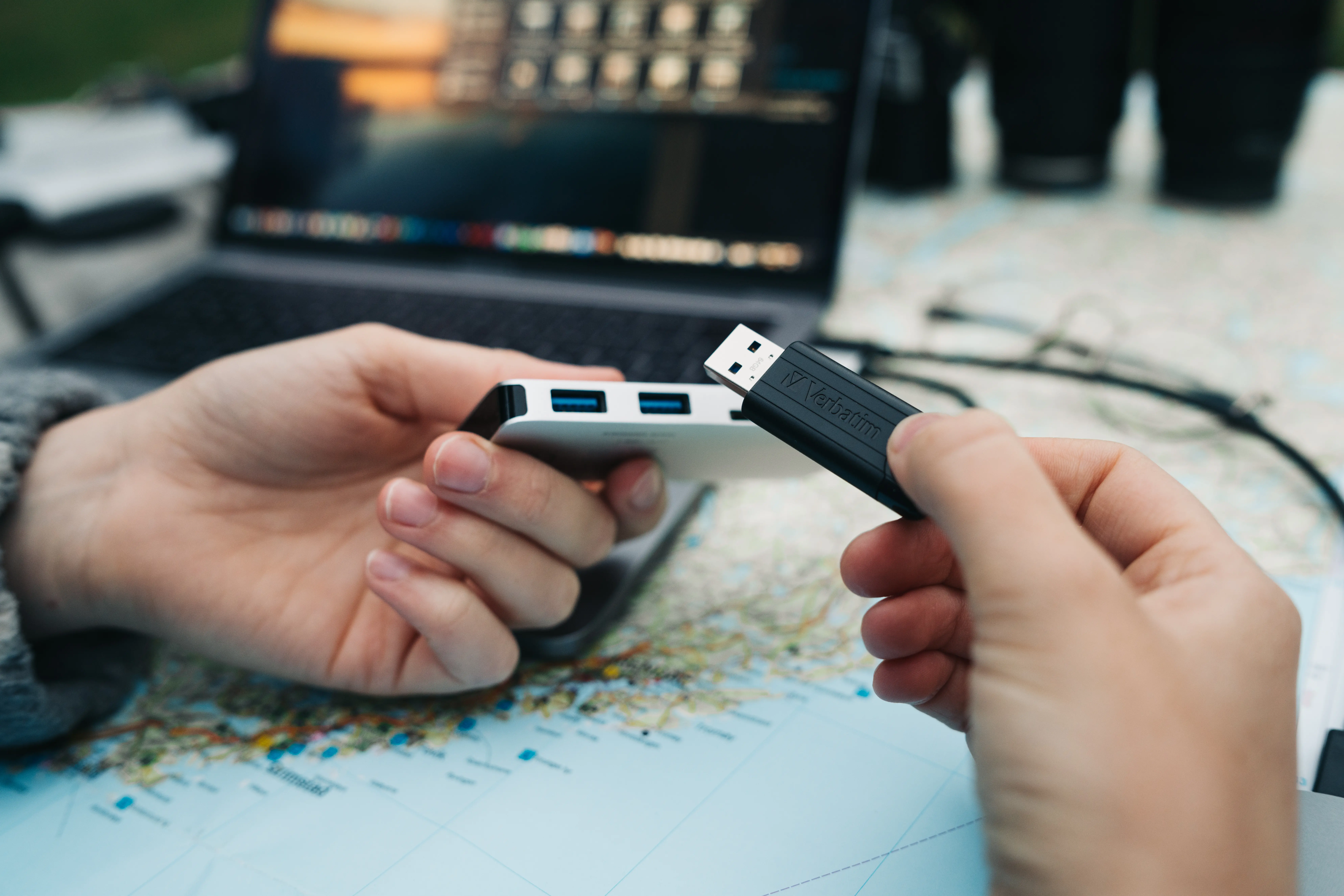 PenDrive Verbatim PinStripe 256GB USB 3.2 Gen 1 Czarny