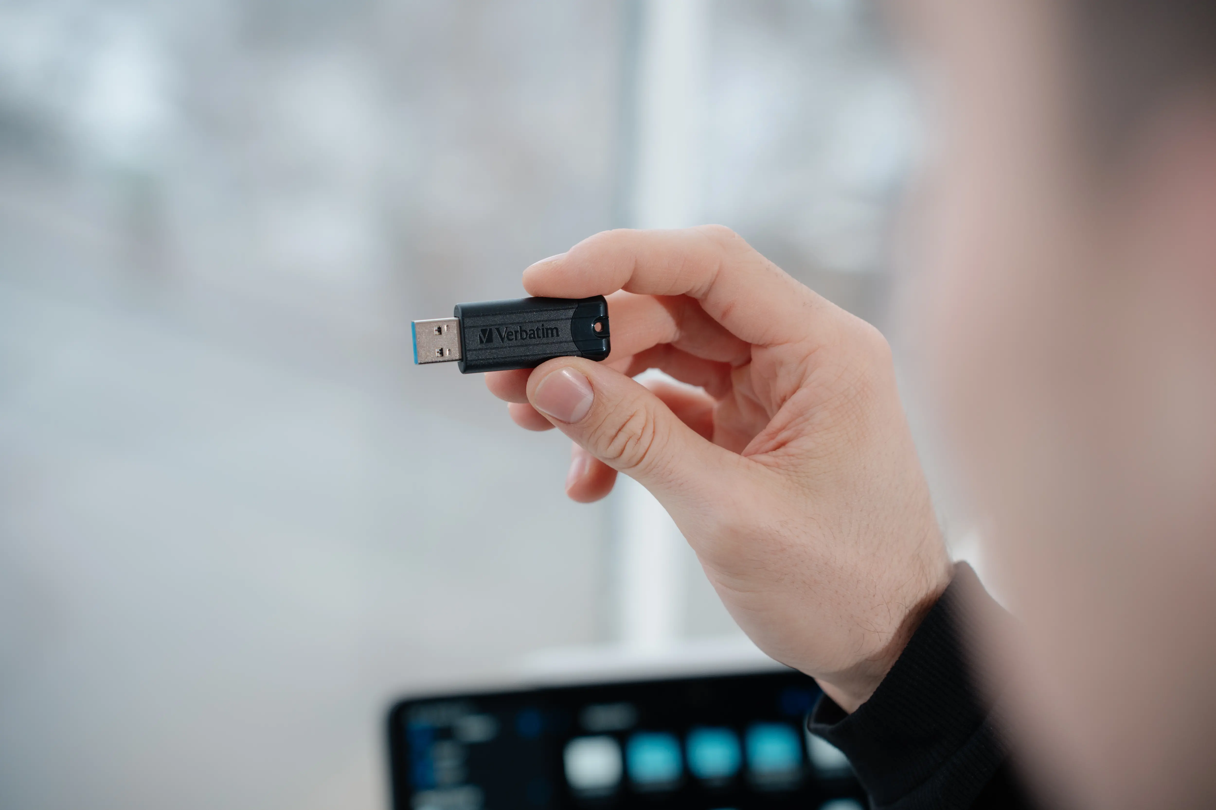 PenDrive Verbatim PinStripe 256GB USB 3.2 Gen 1 Czarny