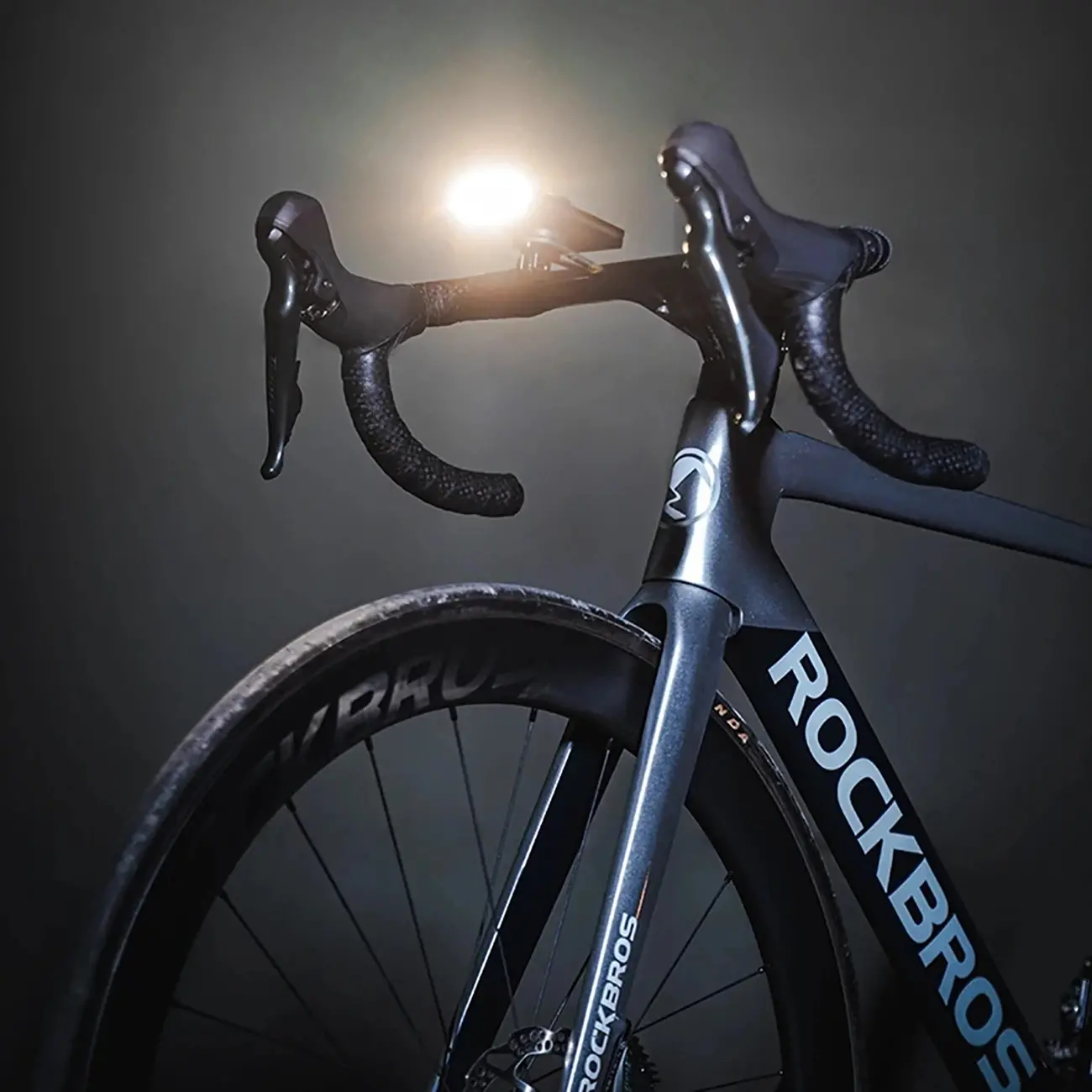 Lampka rowerowa przednia RockBros JP008 Powerbankiem 5000mAh adapterem Garmin