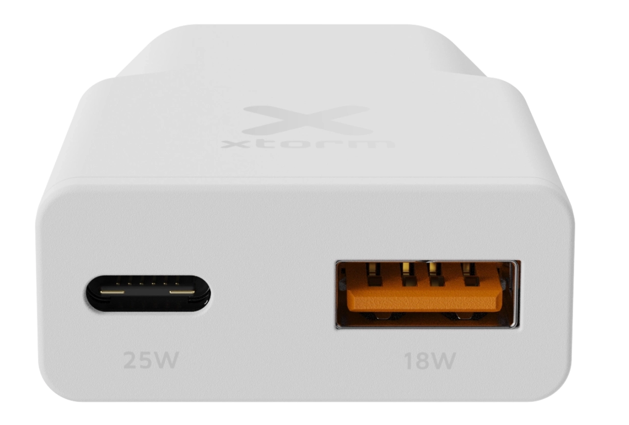 Ładowarka sieciowa Xtorm SlimLine Go2 PD 25W Biały