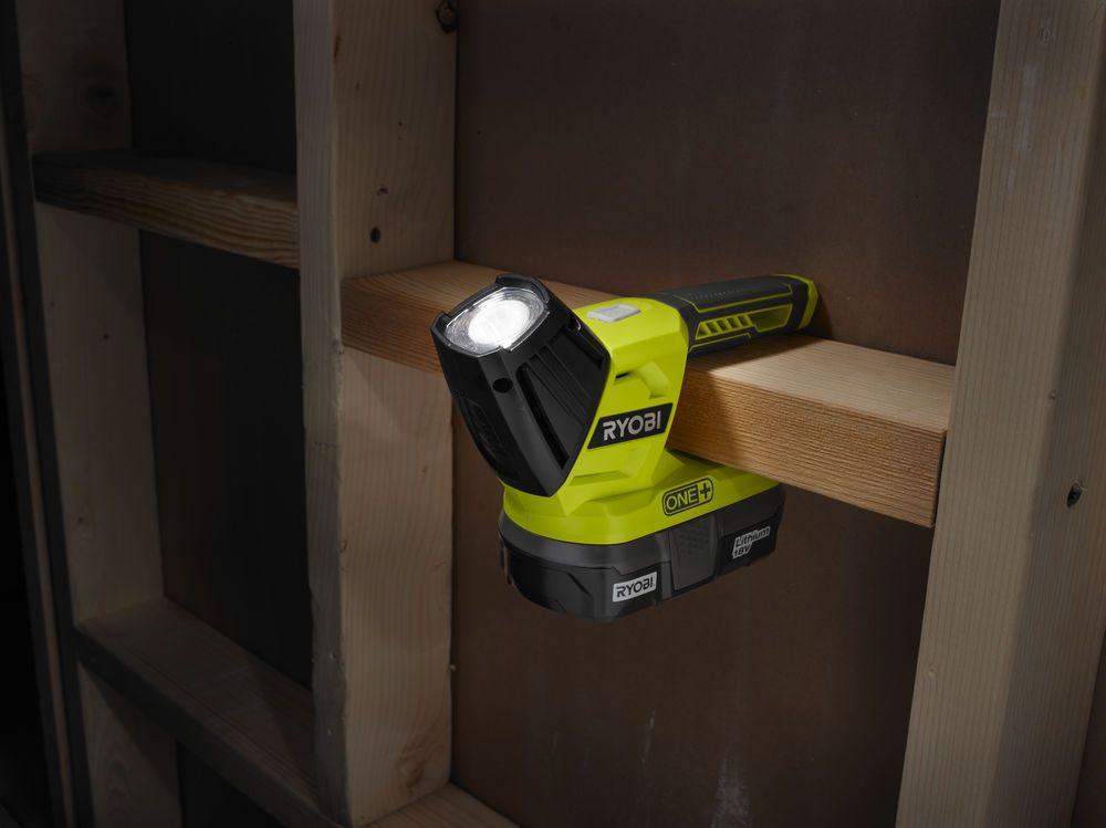 Latarka Ryobi R18T-0(bez akumulatora i ładowarki)