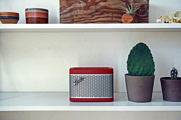 Głośnik Bluetooth Fender Newport (czerwony)