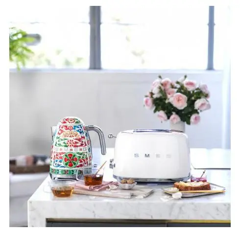 Toster Smeg TSF01WHEU Rozmrażanie 950W