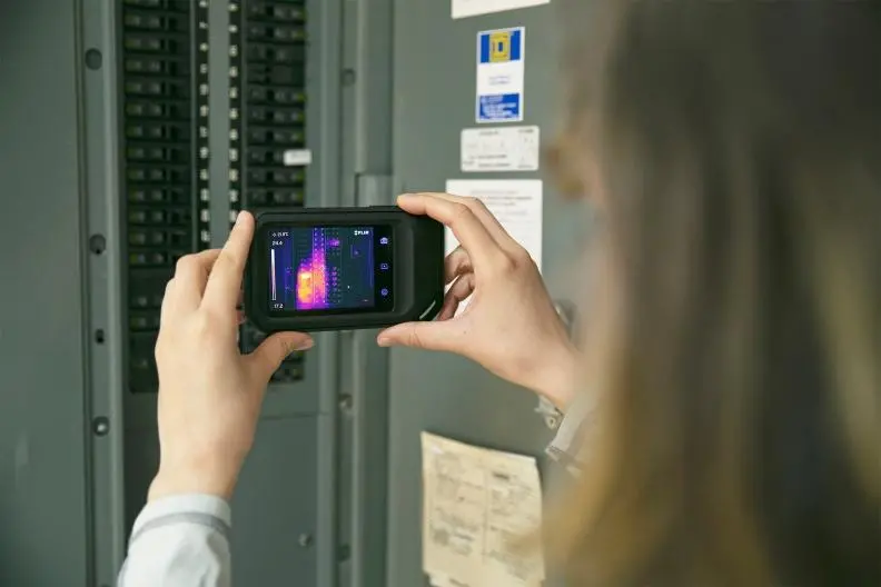 Kamera termowizyjna Flir C5
