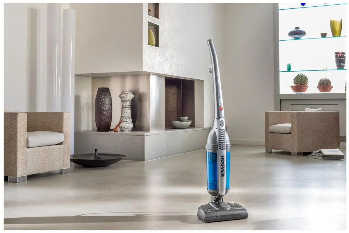 Mop parowy Hoover Steam Jet SSNV1400 2w1 odkurza i czyści parą