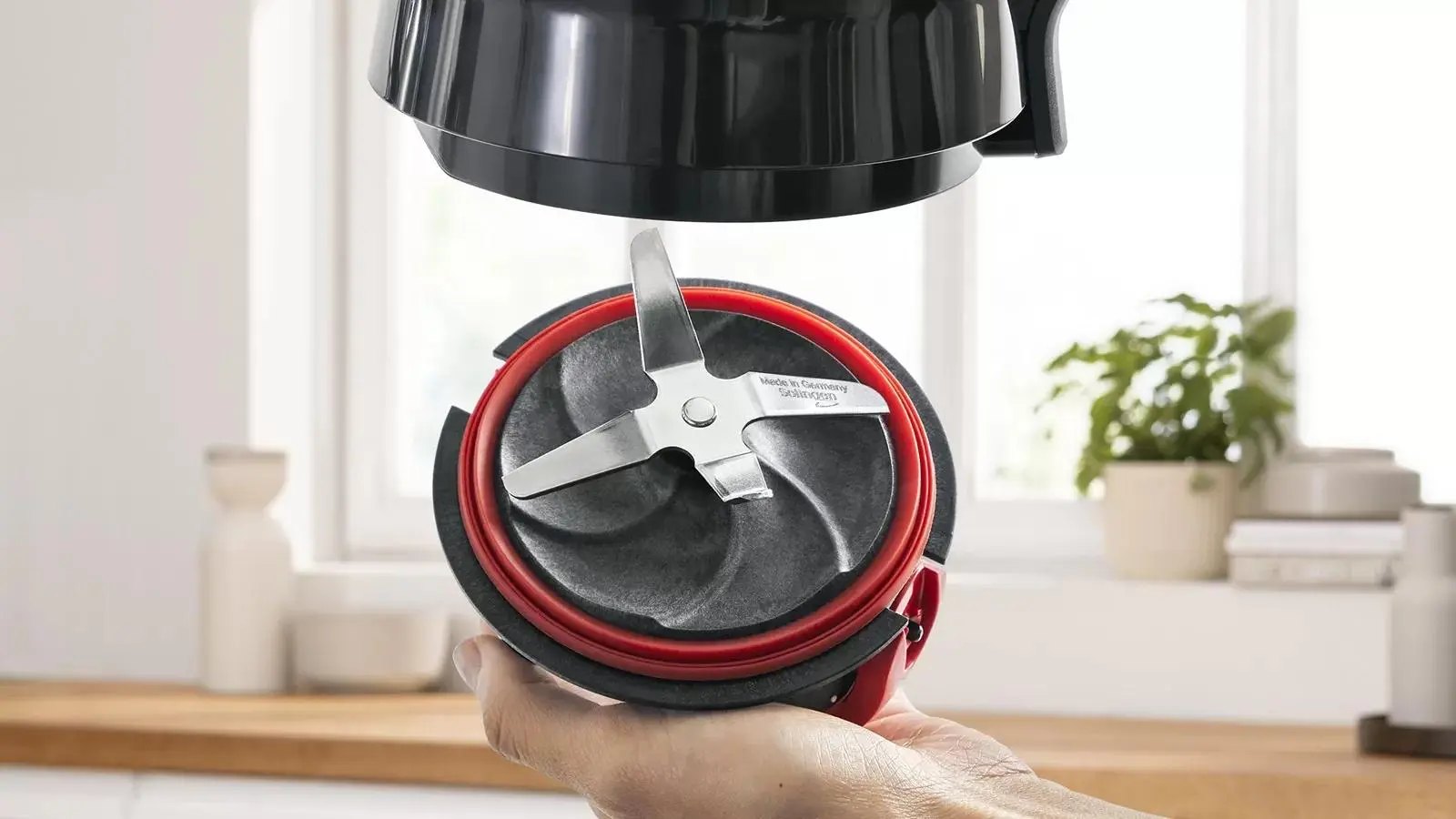 Blender kielichowy Bosch VitaPower Serie 4 MMB6174S 1,5l Butelka