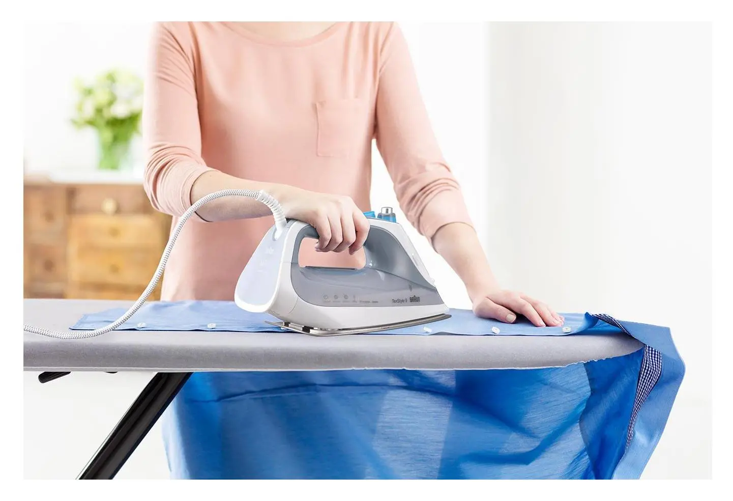 Żelazko Braun TexStyle 9 SI9270WH FreeGlide 3D 225g/min
