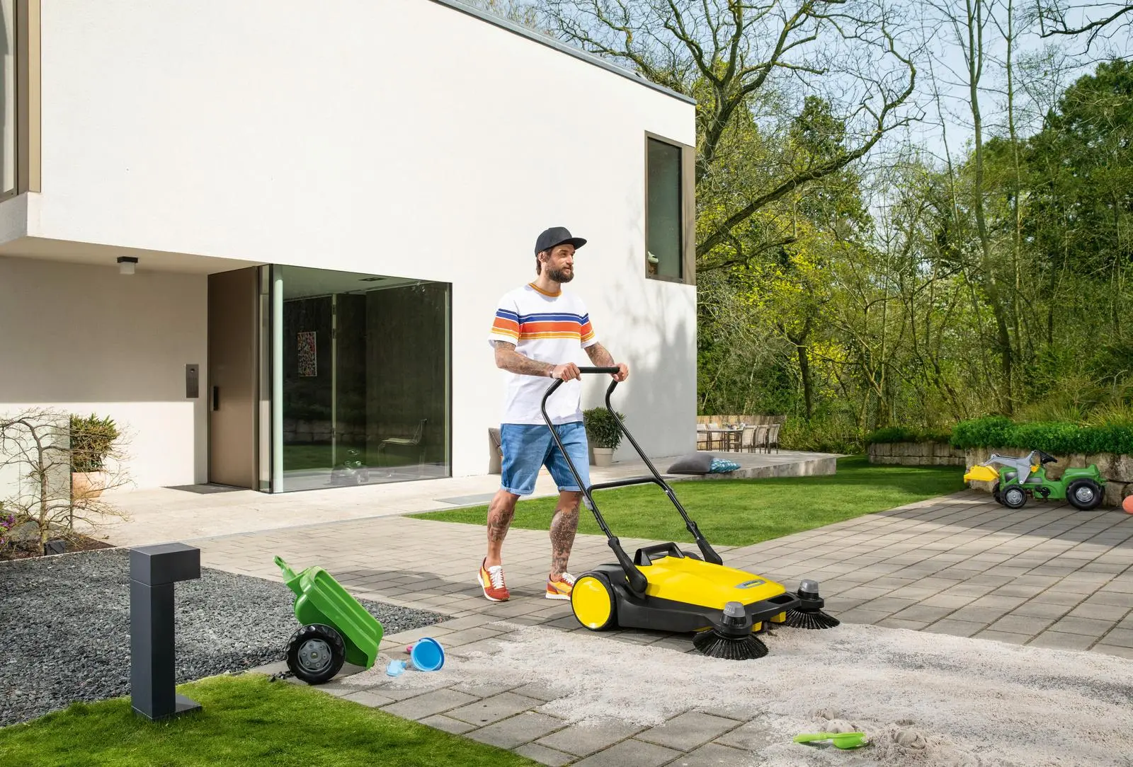 Zamiatarka Karcher S 6 Twin 1.766-460.0 38l 86cm 3000m2/h