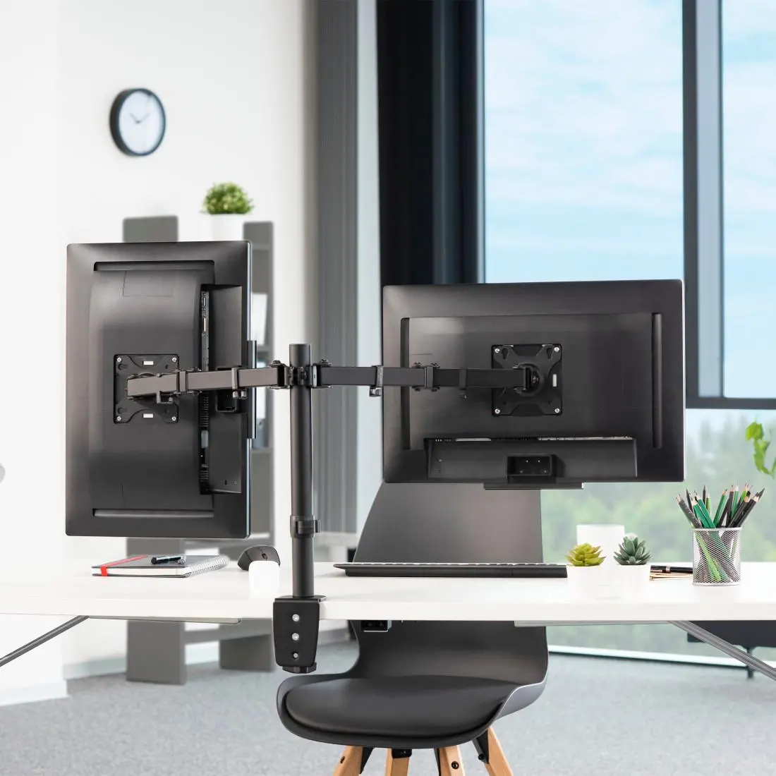 Uchwyt do monitora Hama 118491 na 2 ekrany od 13" do 32" Max 8kg