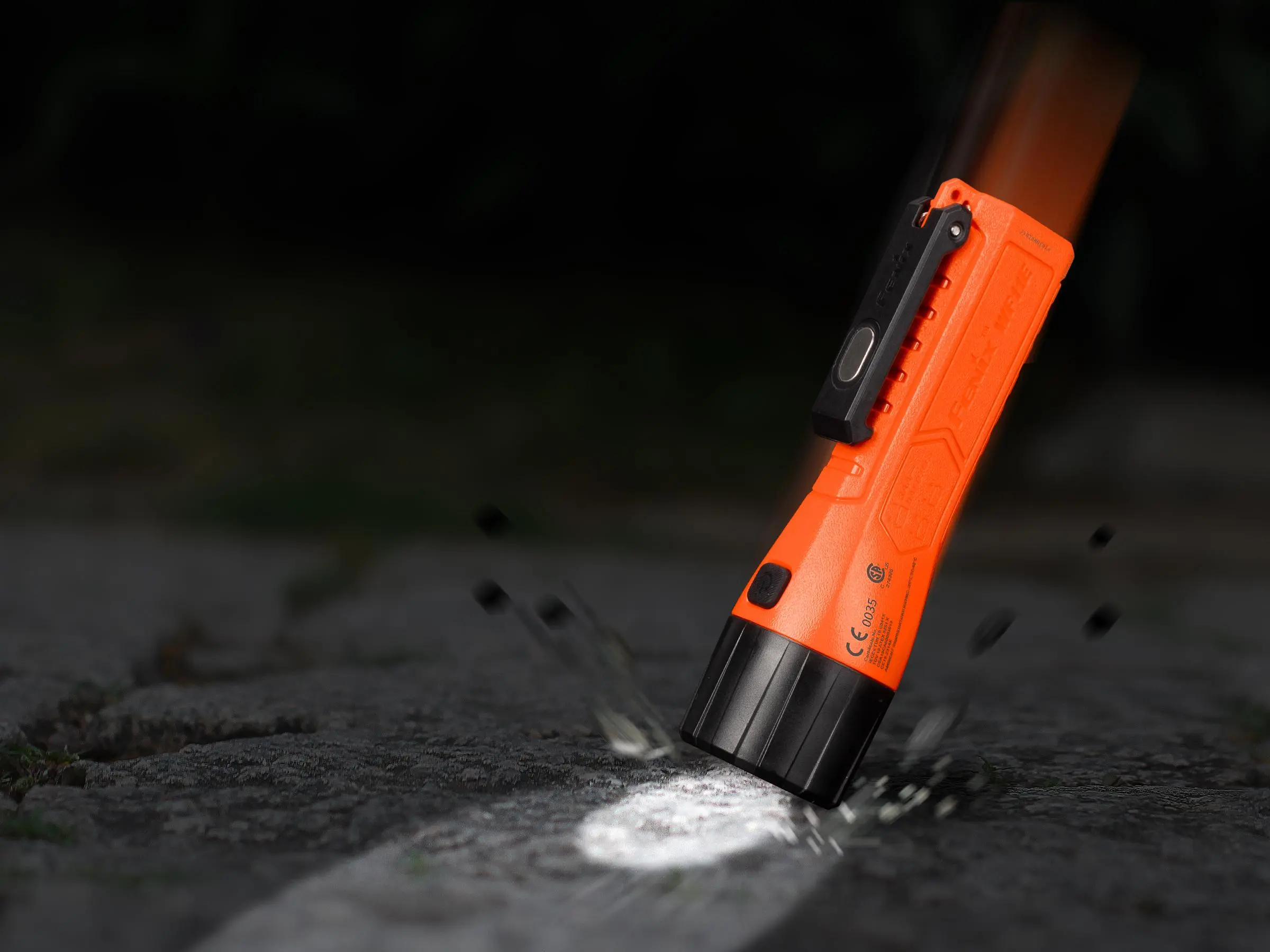 Latarka Fenix WF11E
