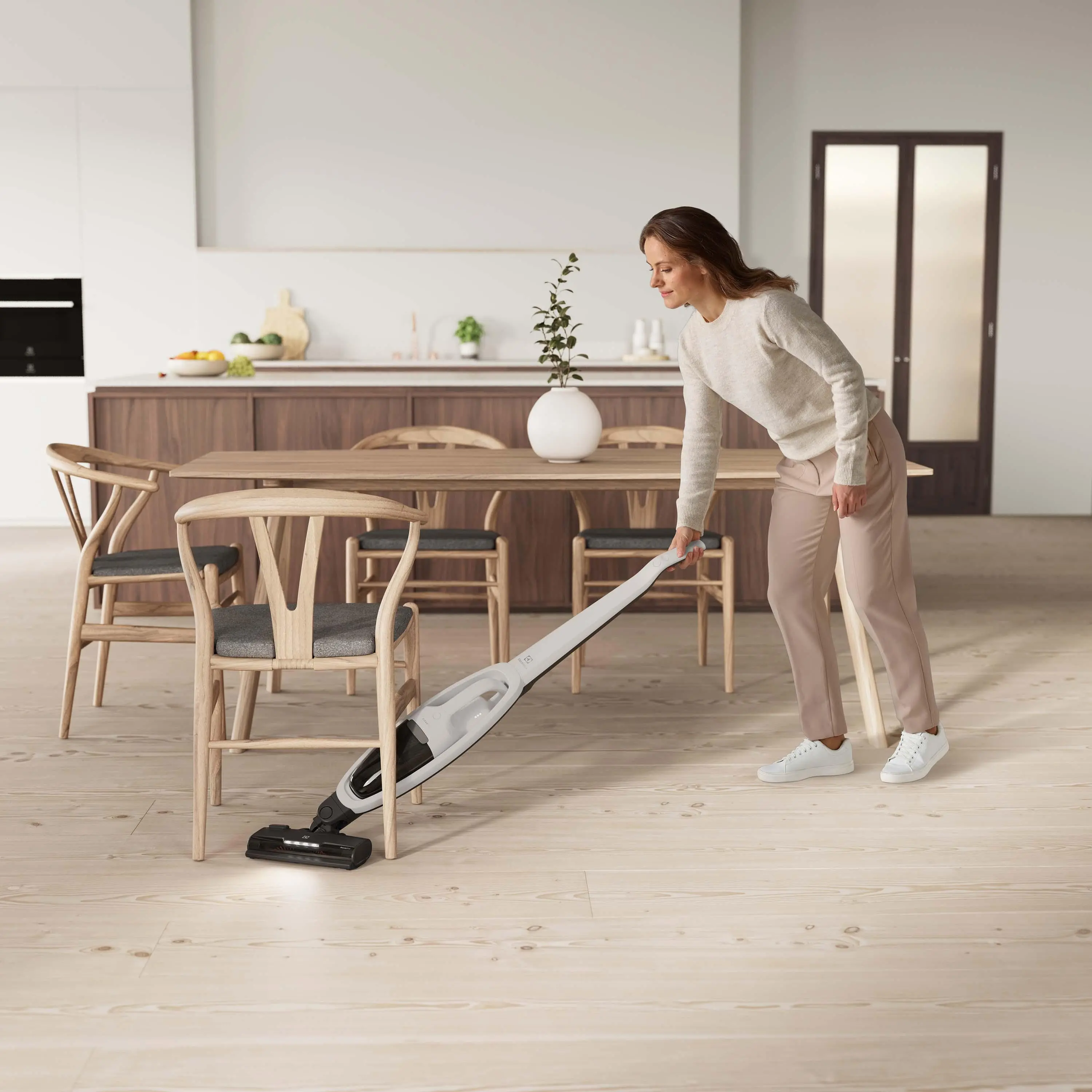 Odkurzacz Electrolux ES52CB18SH Clean 500 Well 45min