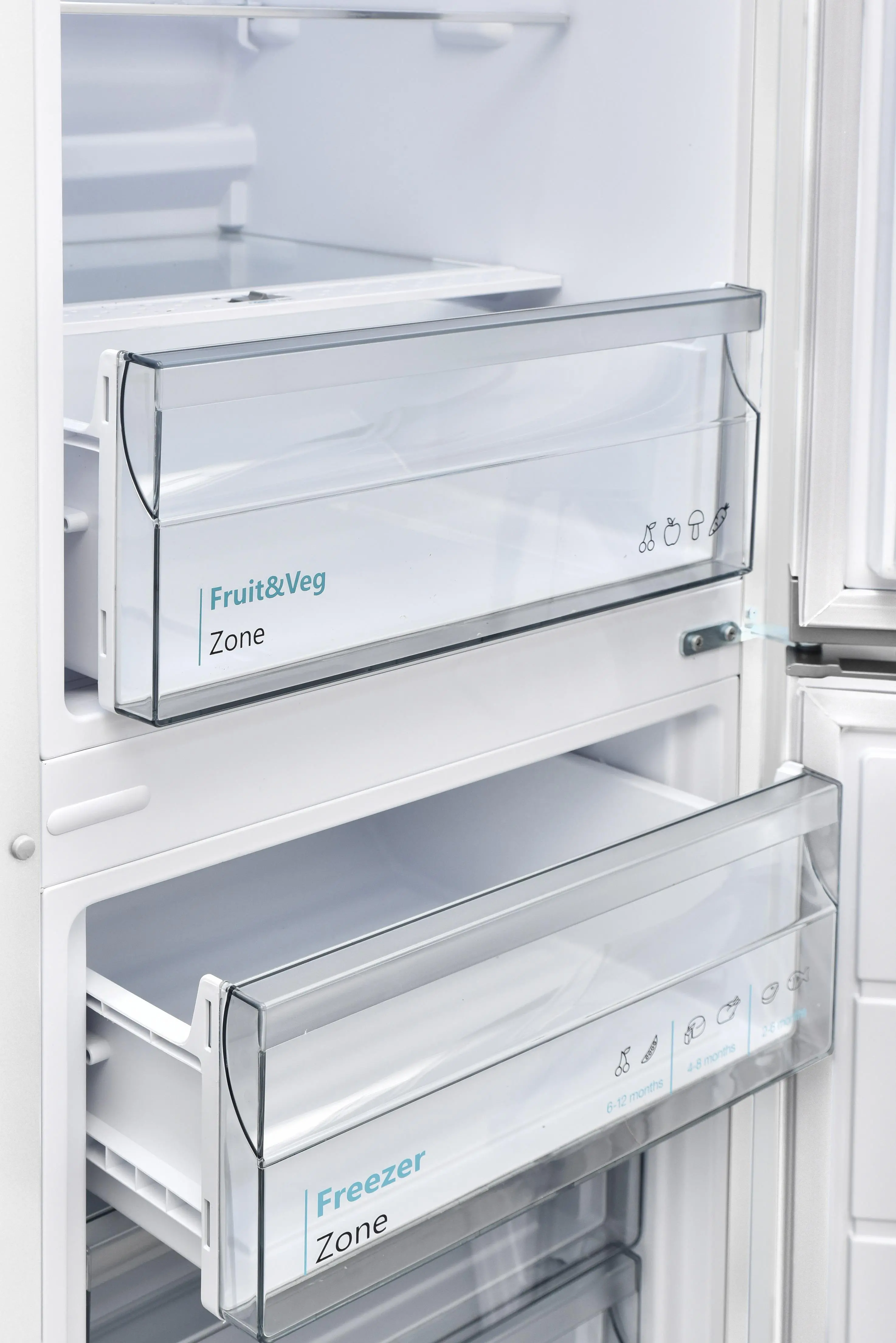 Lodówka Sharp SJ-FBB02DTXWE-EU 152cm Szuflada z kontrolą wilgotności Biały