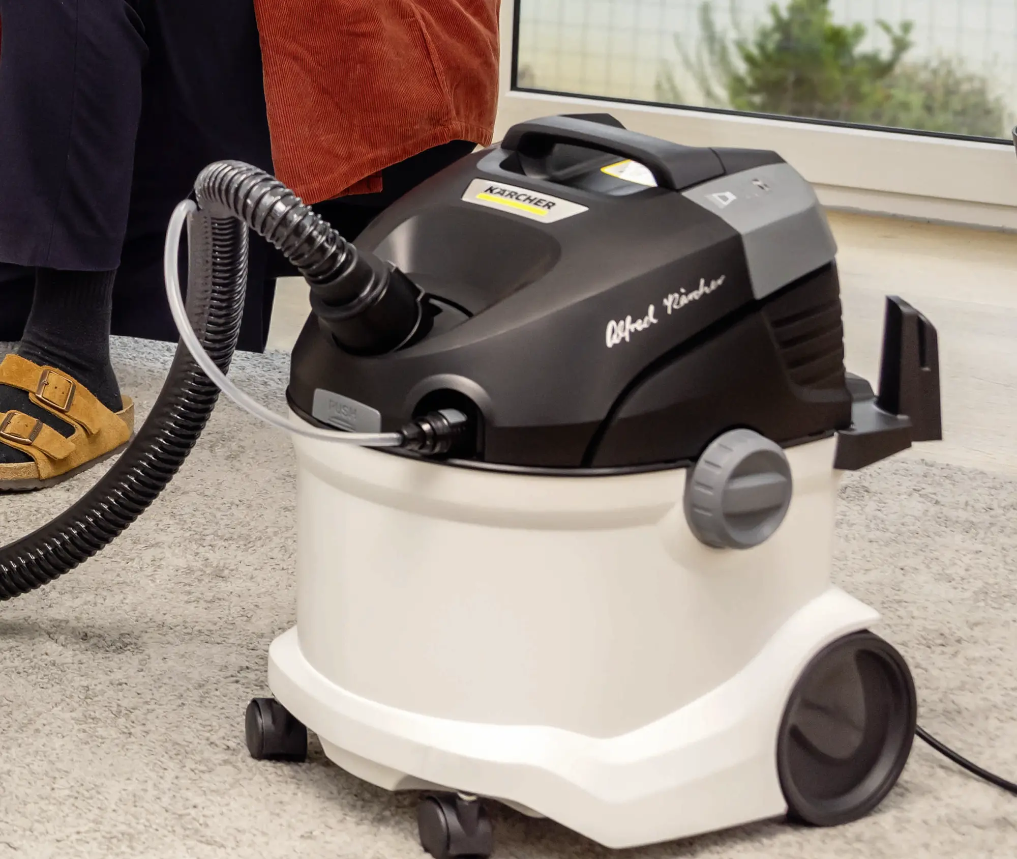 Odkurzacz Karcher SE 6 Signature Line 1.081-190.0 1000W Dysza do podłóg Ssawka do prania tapicerki