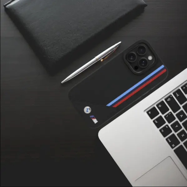Etui BMW M Meshed Tricolor Stripes MagSafe do iPhone 16 Pro Max Czarny