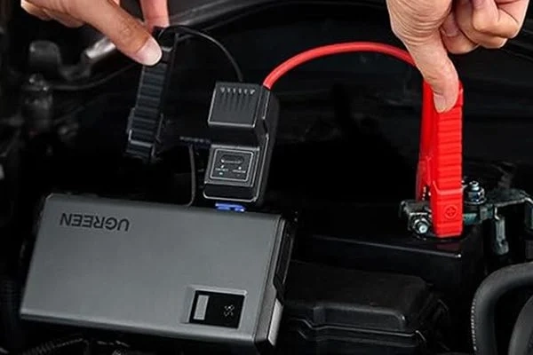 Powerbank UGREEN Jump starter ES702 12000mAh, 1000A, LED, USB-C + USB
