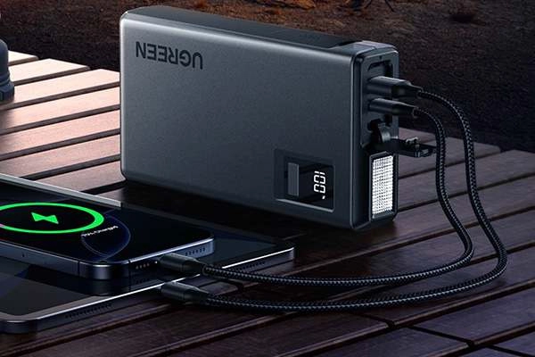 Powerbank UGREEN Jump starter ES702 12000mAh, 1000A, LED, USB-C + USB