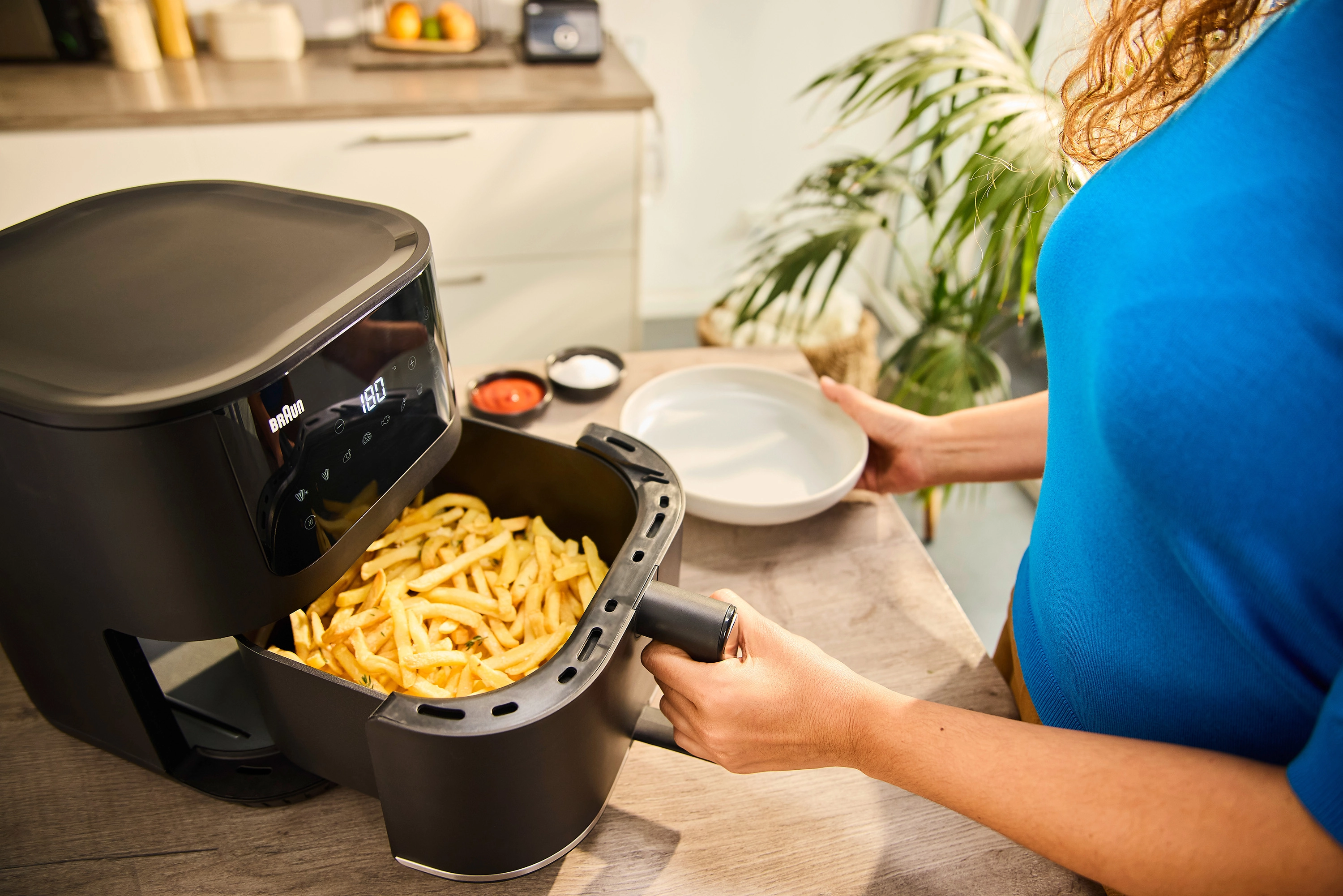 Frytkownica beztłuszczowa Braun MultiFry 5 HF5030 1700W 6l