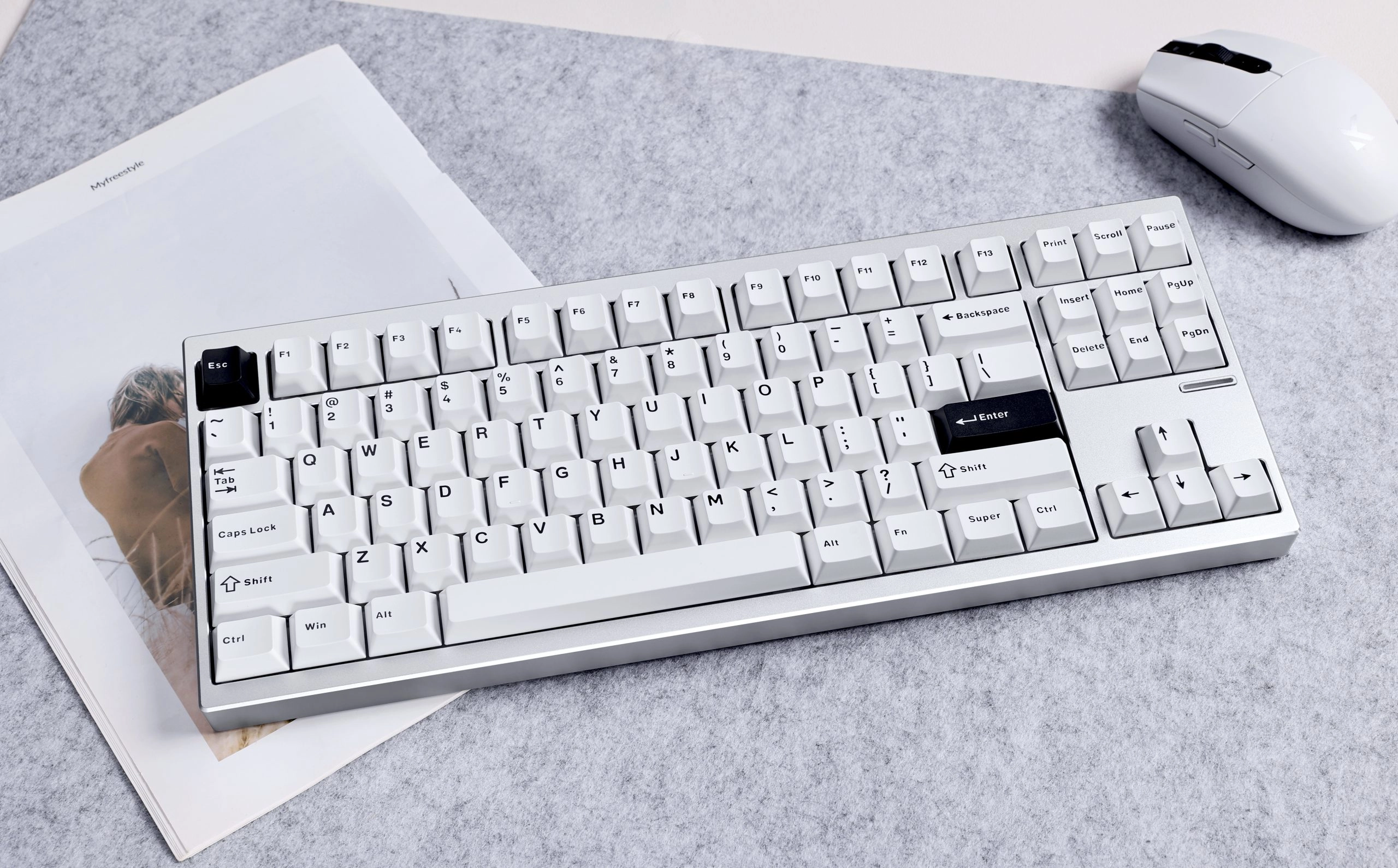 Klawiatura mechaniczna MCHOSE GX87 Ultra Vintage White Srebrny