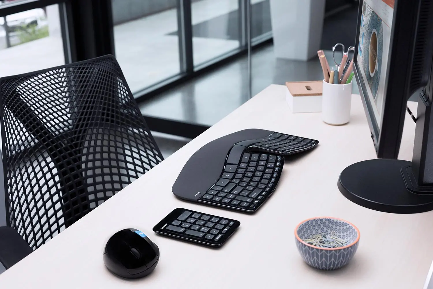 Klawiatura membranowa Microsoft Sculpt Ergonomic Desktop Czarny