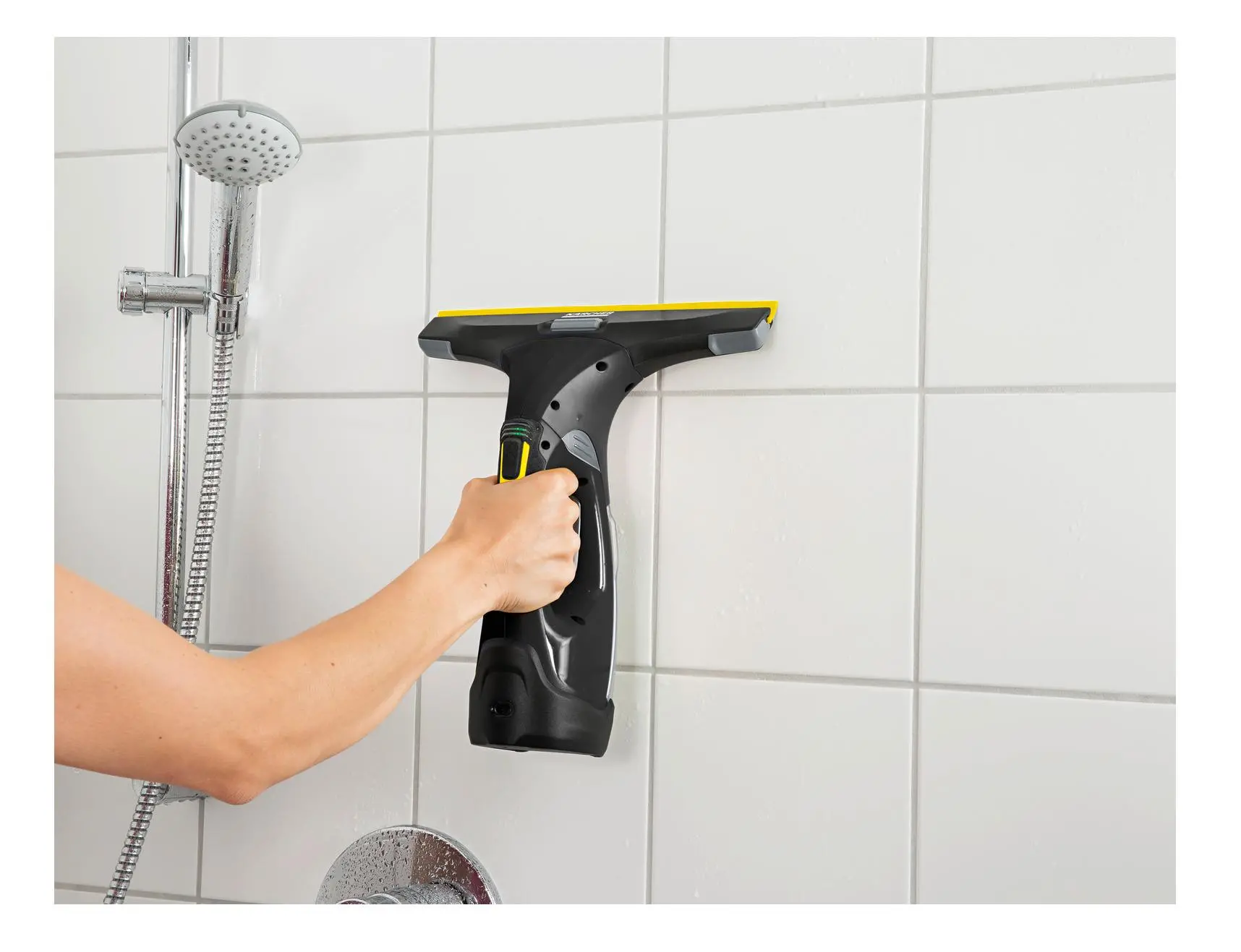 Myjka do okien Karcher WV 5 Plus N Black Edition 1.633-467.0 z wymiennym akumulatorem 35min 105m2