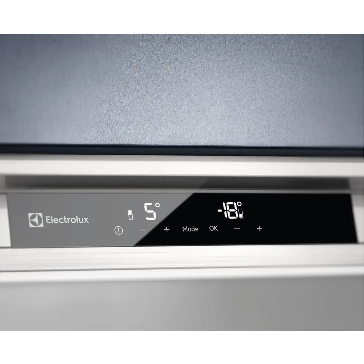 Lodówka Electrolux LNS6TE19S Zamrażarka No Frost 188,4cm