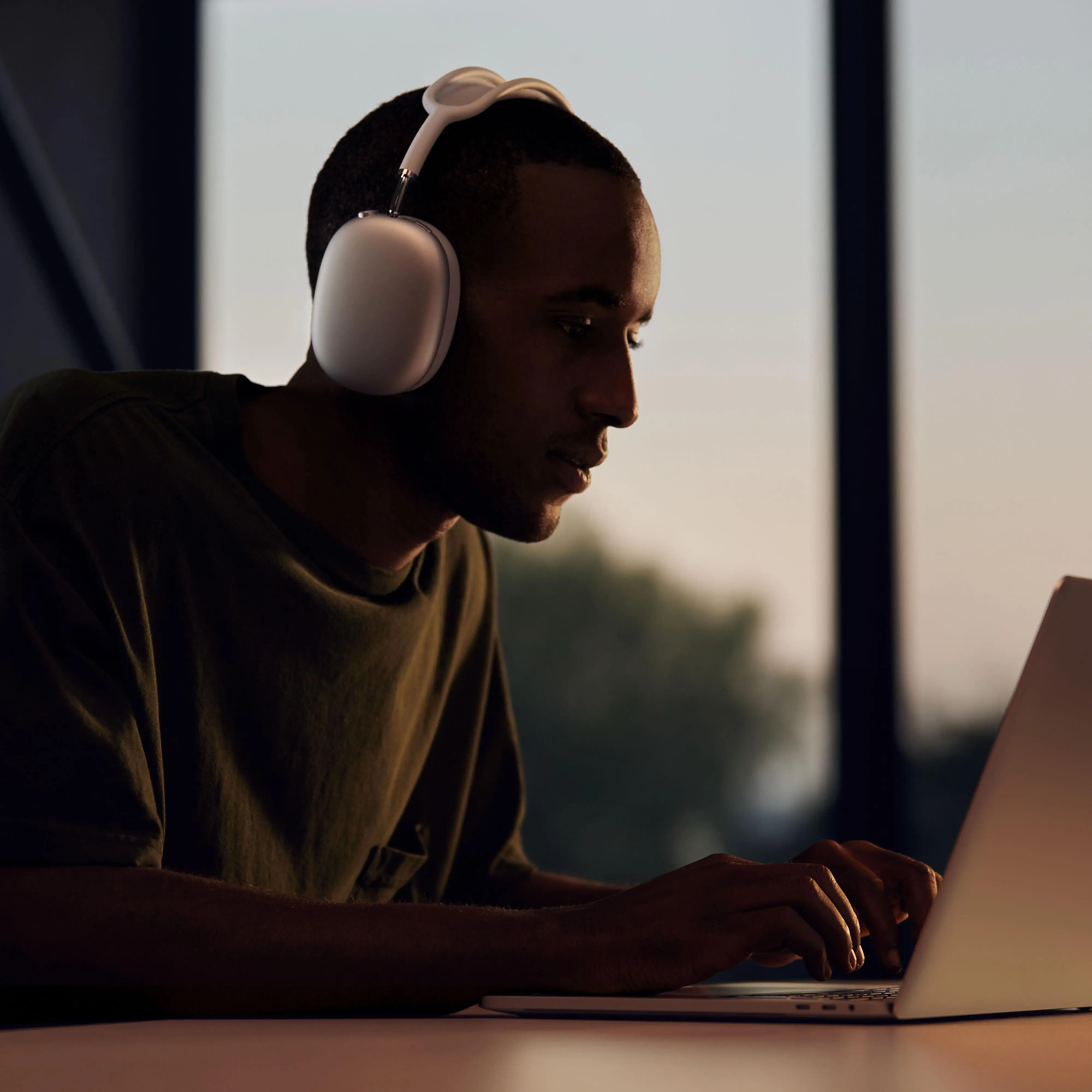 Apple AirPods Max Nauszne Bluetooth 5.0 Błękitny