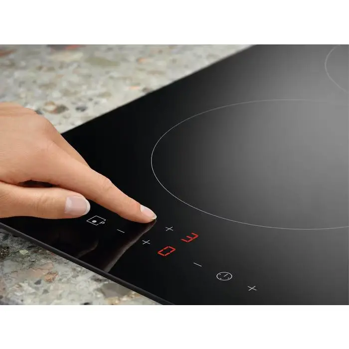 Płyta indukcyjna Electrolux LIT30230C 29cm