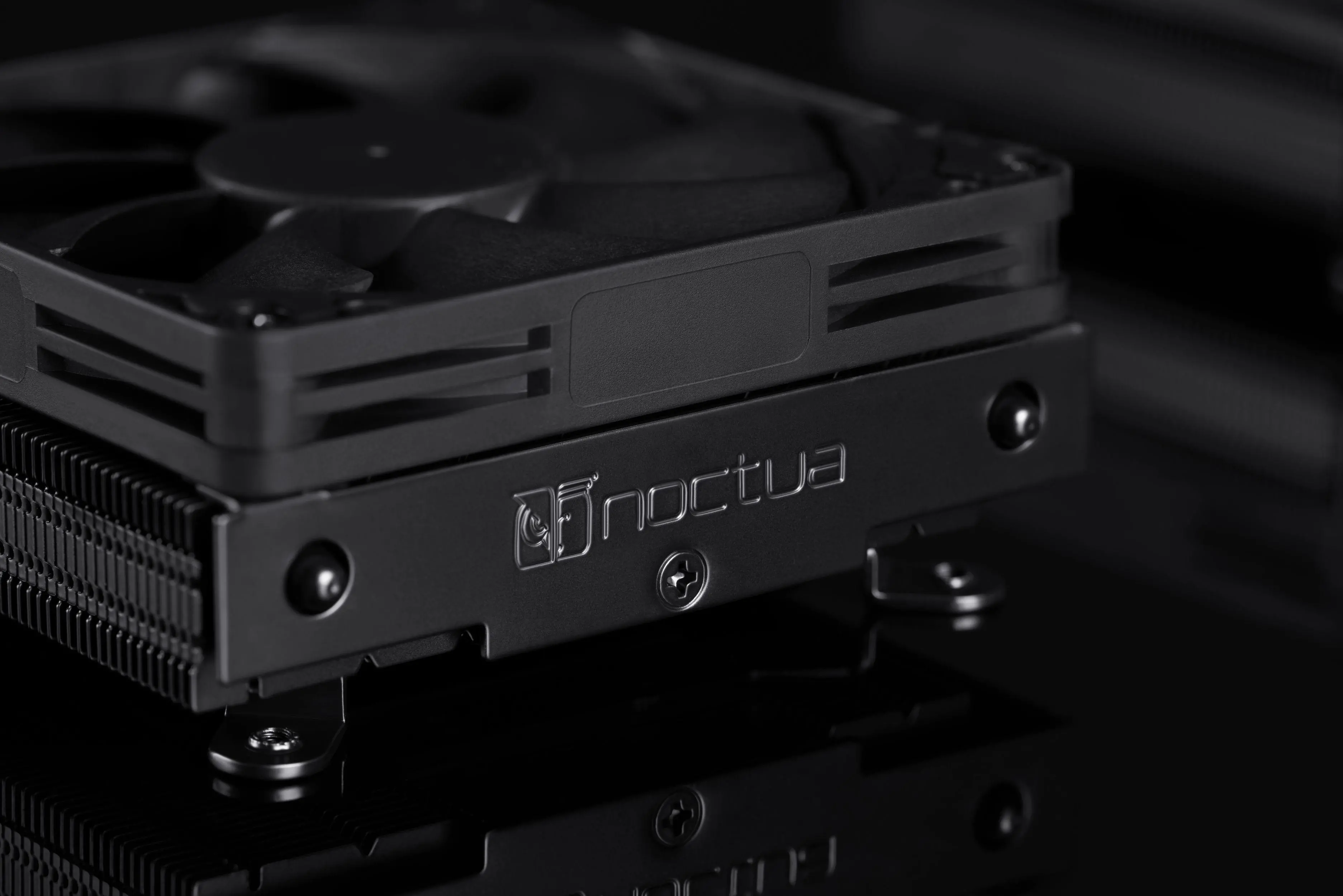 Chłodzenie Noctua NH-L9i chromax.black Czarny