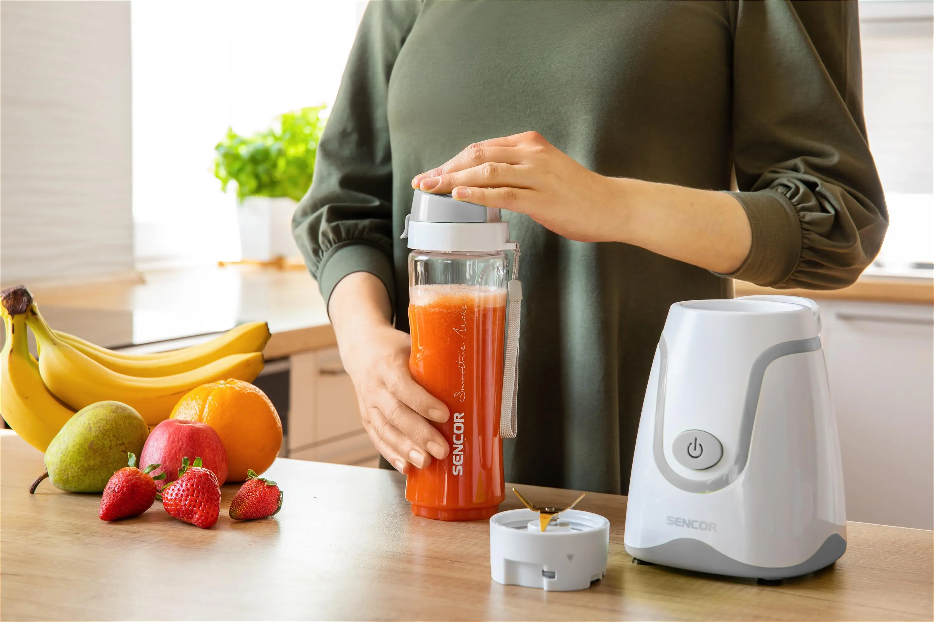 Blender kielichowy Sencor SBL 2110WH 0,6l Butelka