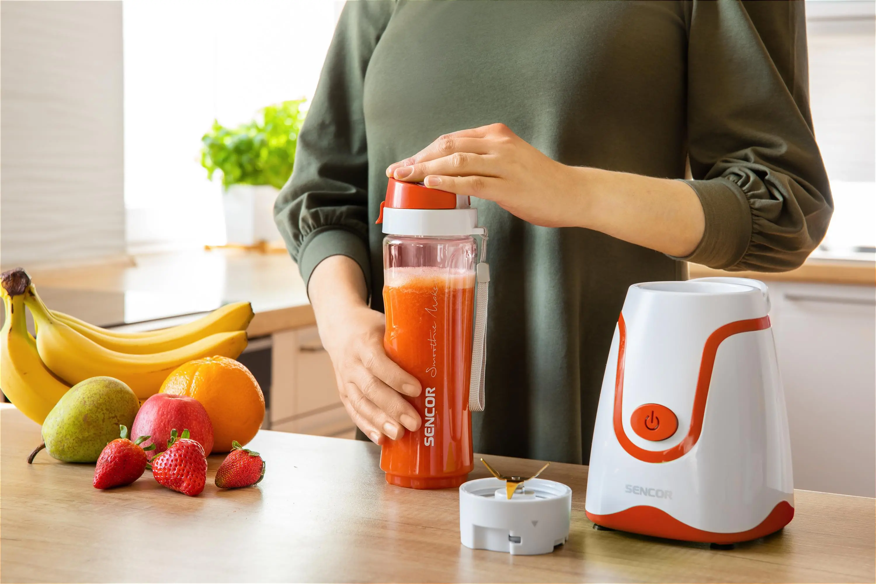 Blender kielichowy Sencor SBL 2114RD 0,6l Butelka