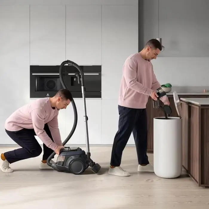 Odkurzacz Electrolux EL61C3DB 550W Szczotka do parkietów