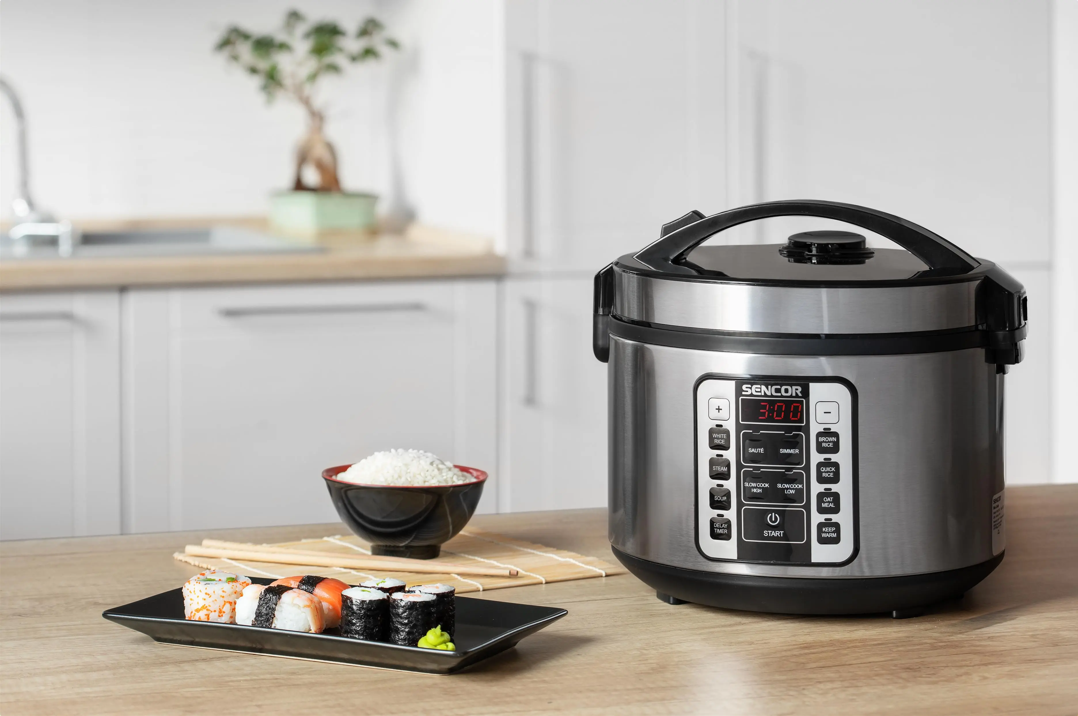 Ryżowar Sencor SRM 3151BK Regulacja temperatury 700W 1,5l